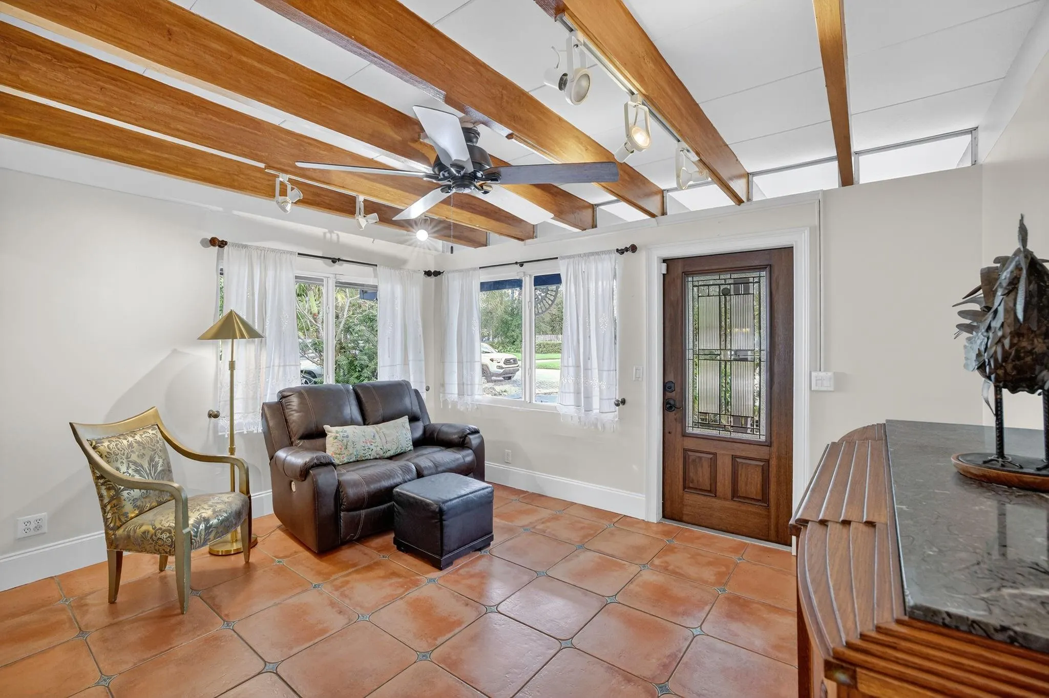 1507 SW 18th Ave