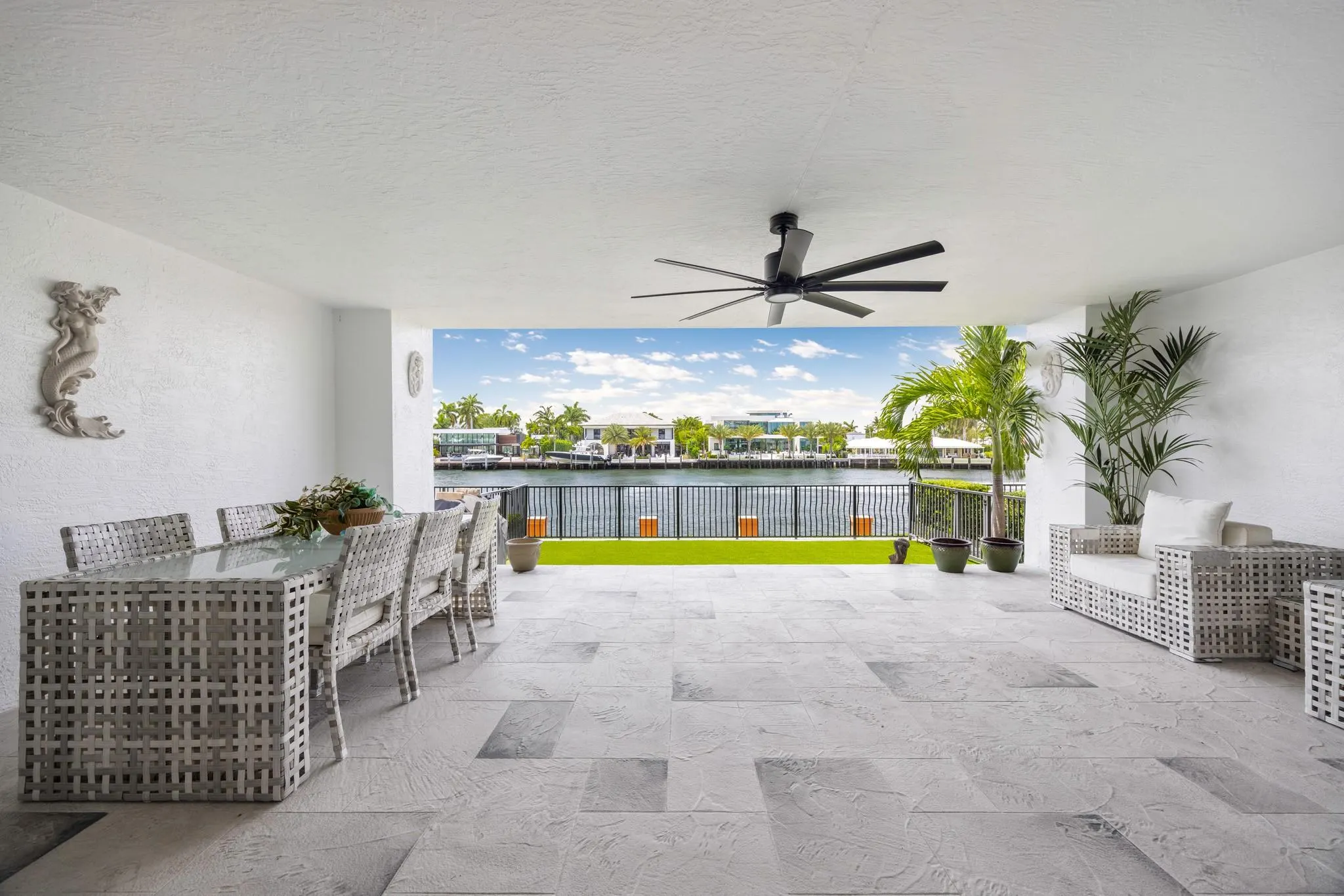 615 Bayshore Dr, #105
