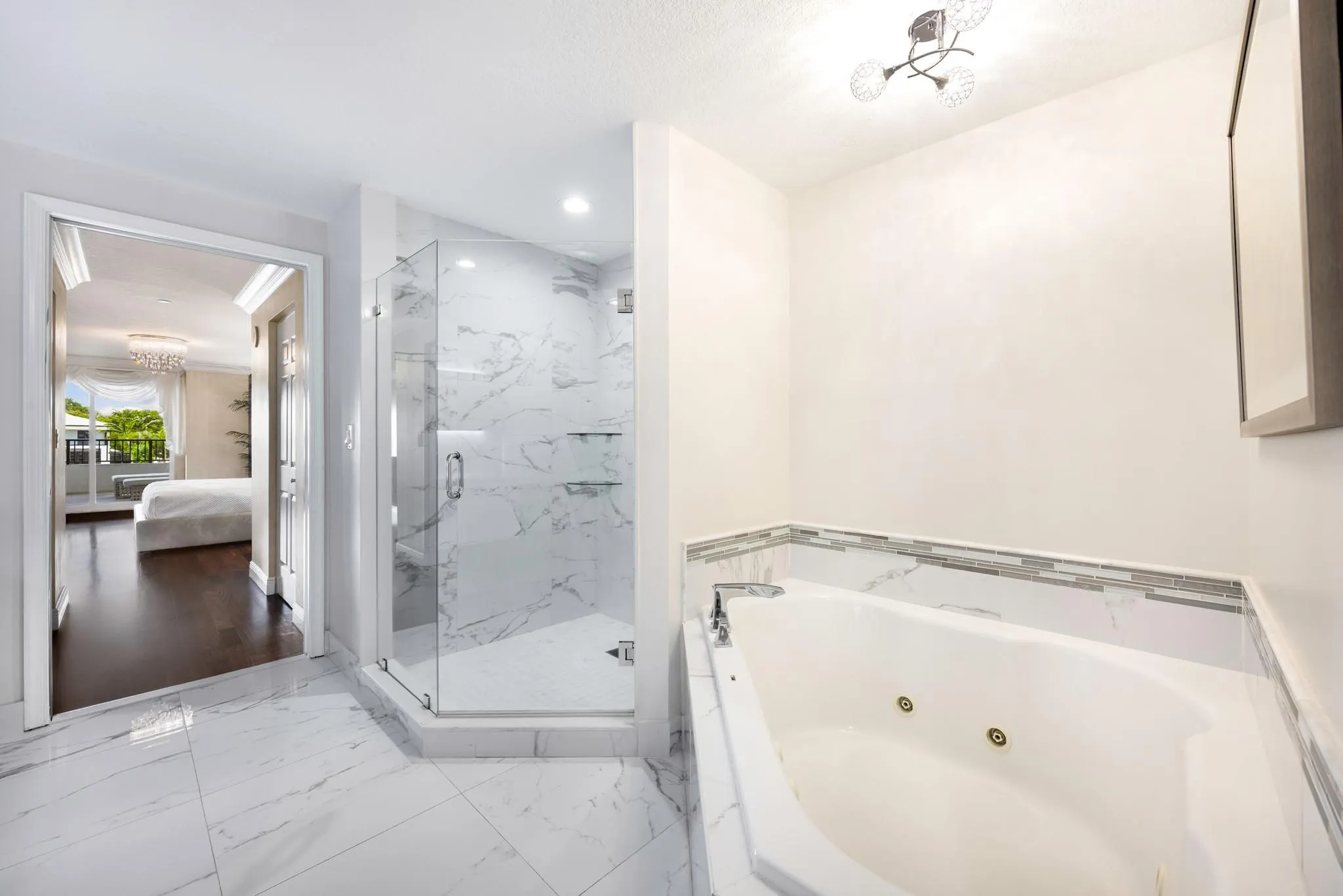 615 Bayshore Dr, #105