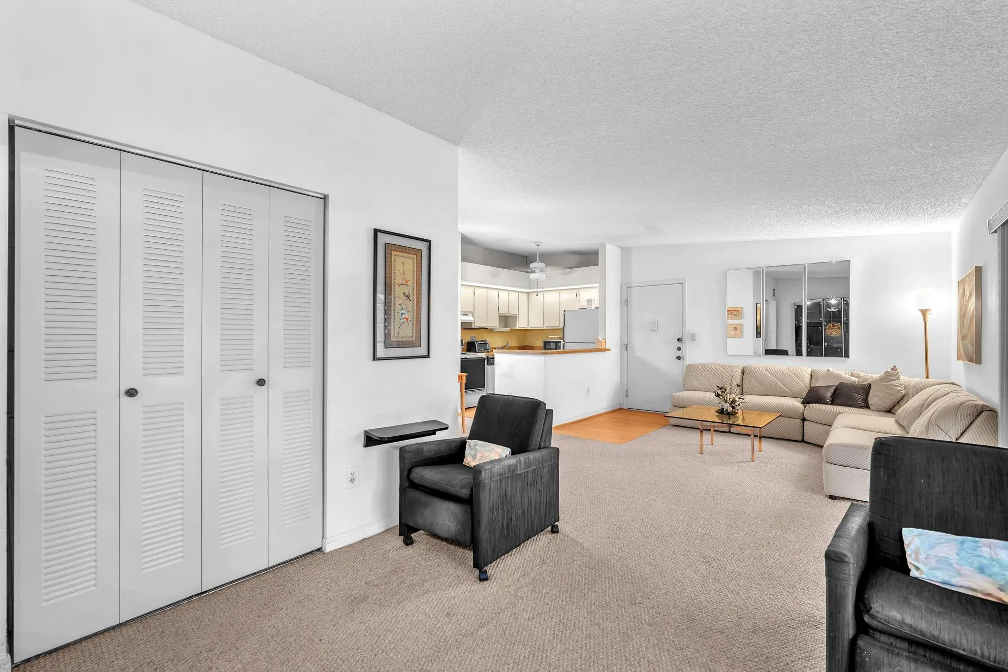 10419 E Clairmont Cir, #205