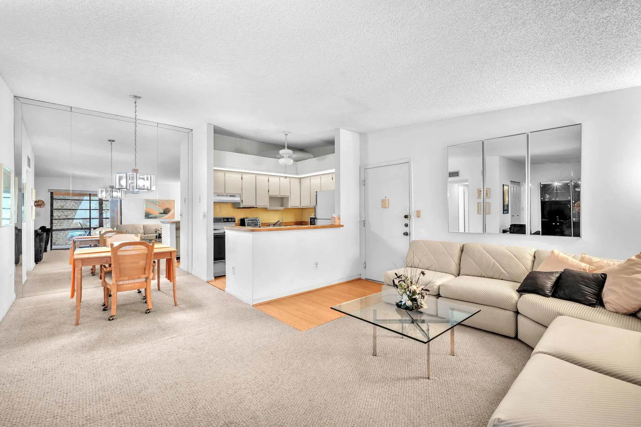 10419 E Clairmont Cir, #205