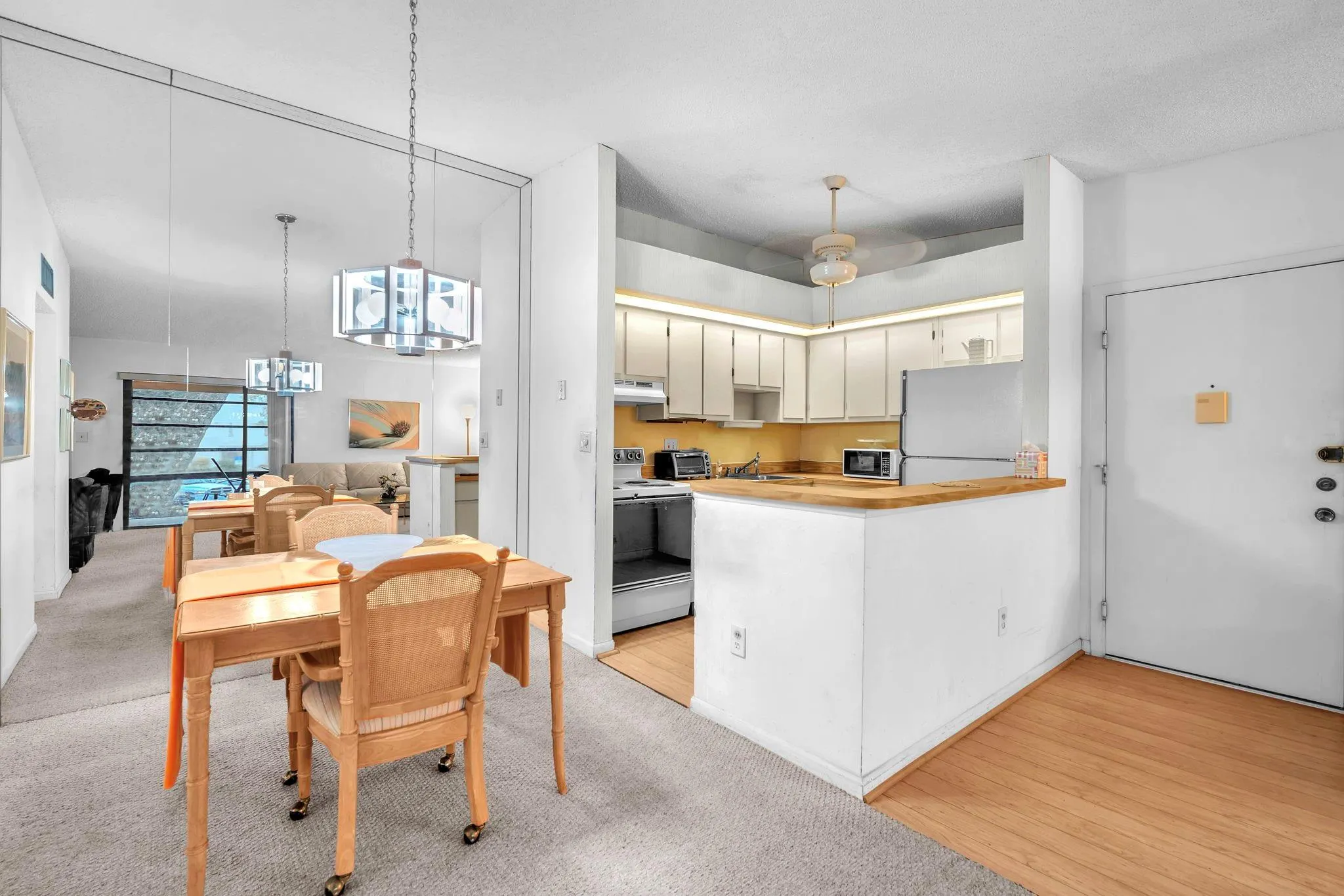 10419 E Clairmont Cir, #205