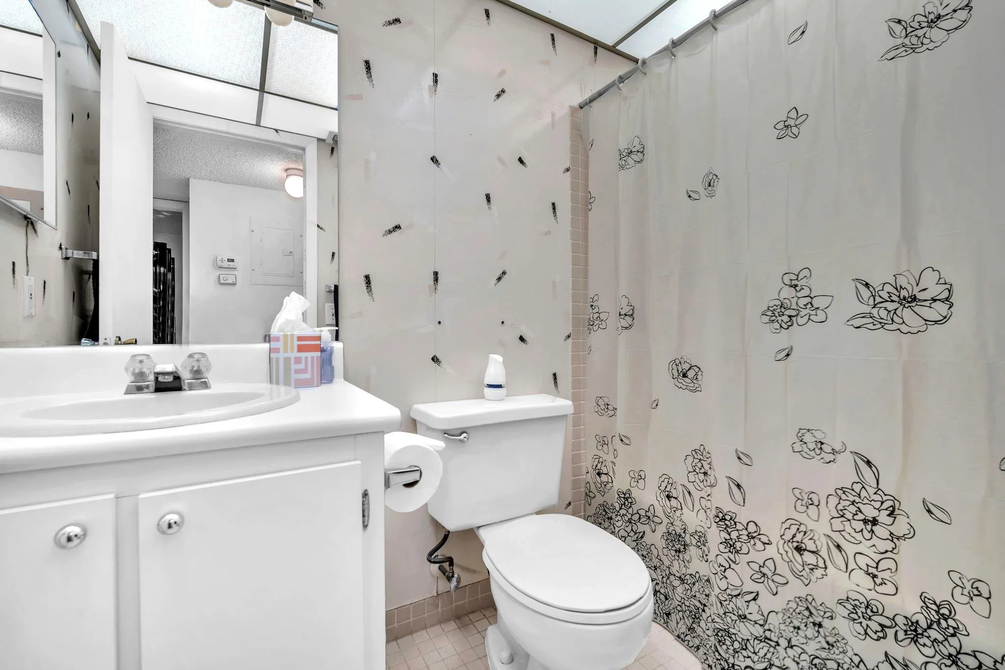 10419 E Clairmont Cir, #205