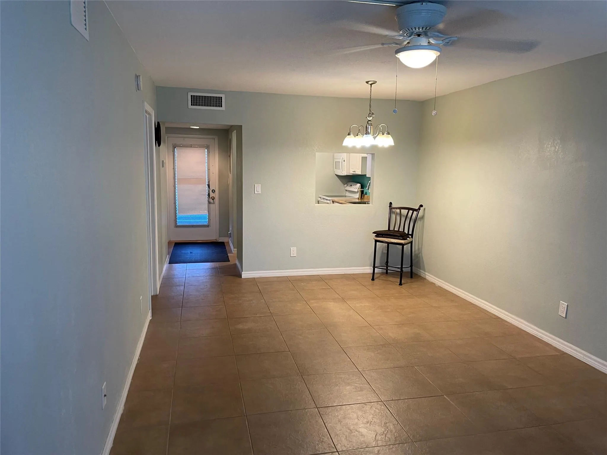 7837 Golf Circle Dr, #106