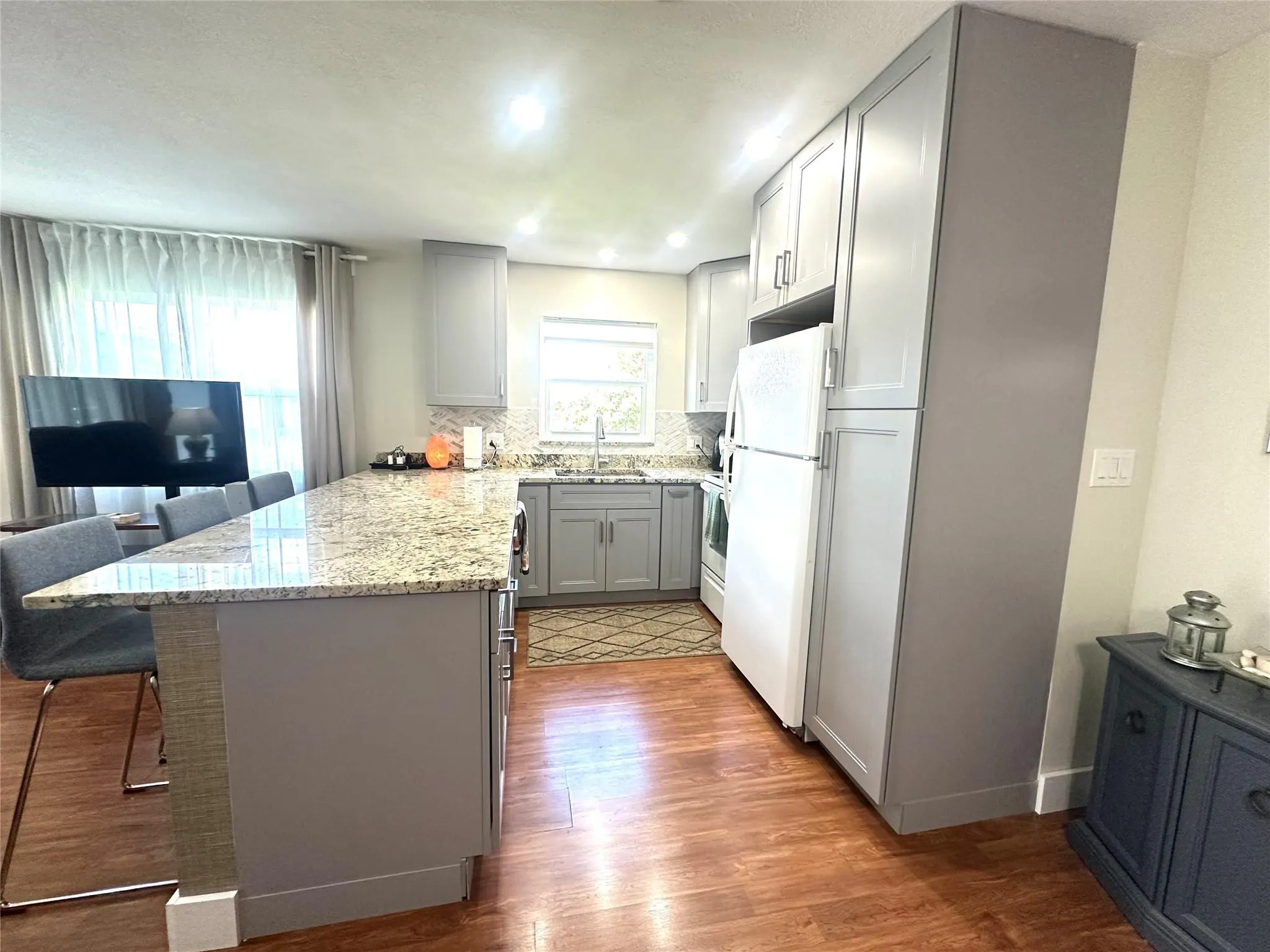 528 Tilford X, #528
