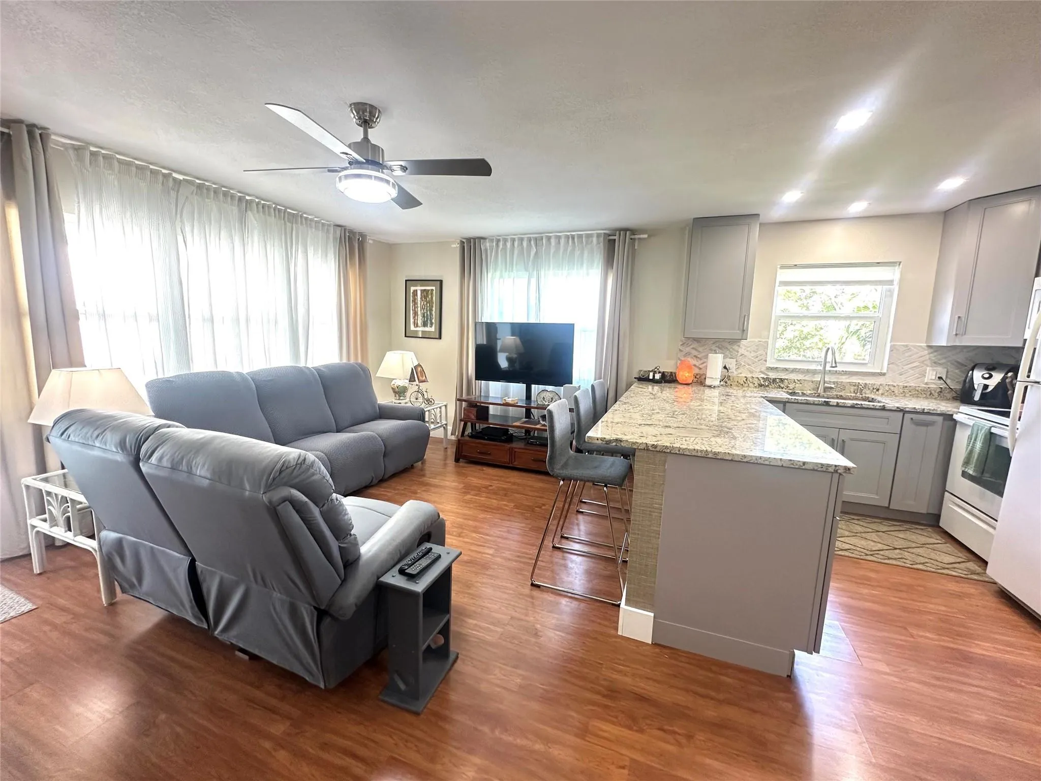528 Tilford X, #528