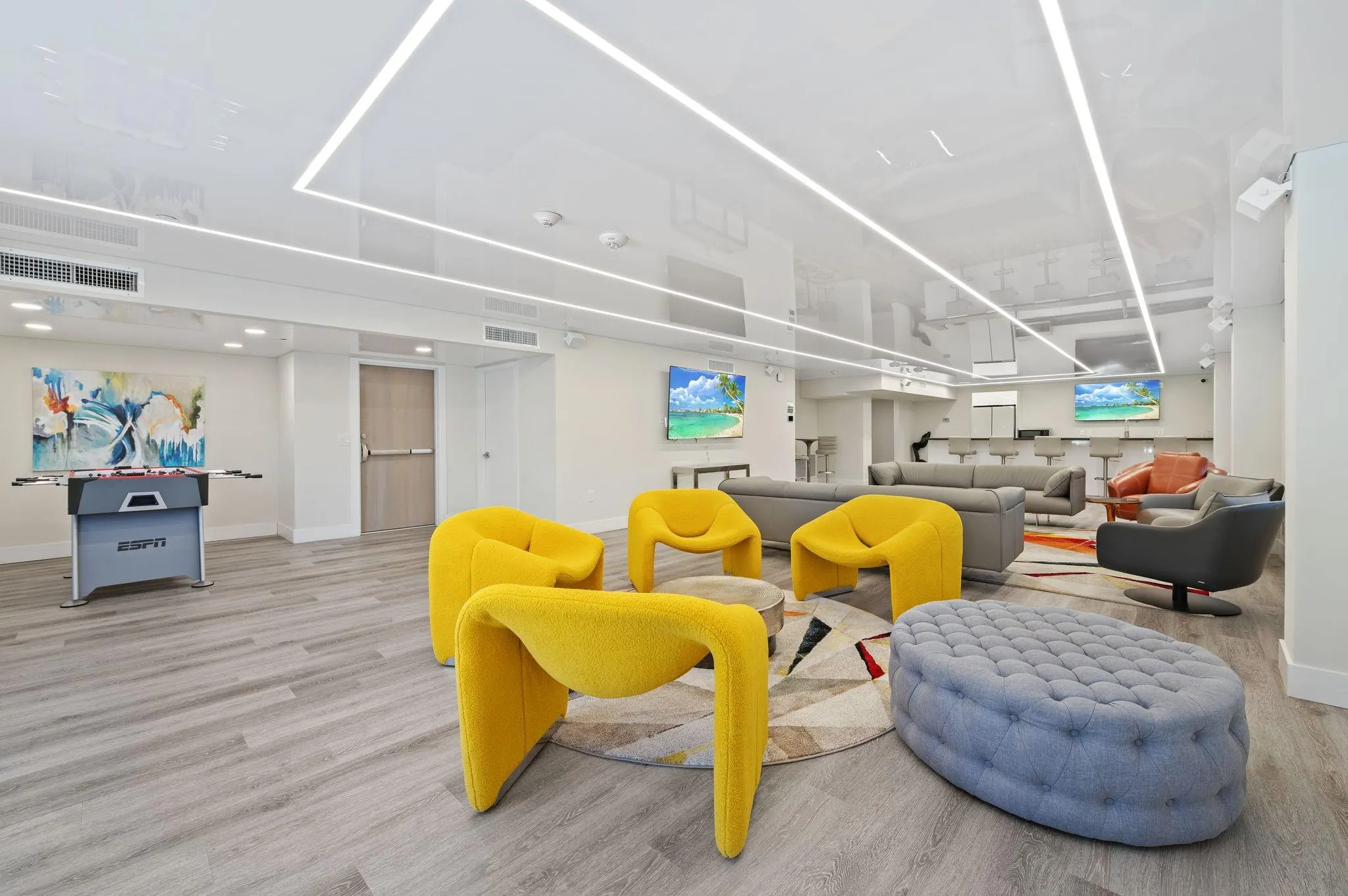340 Sunset Dr, #401