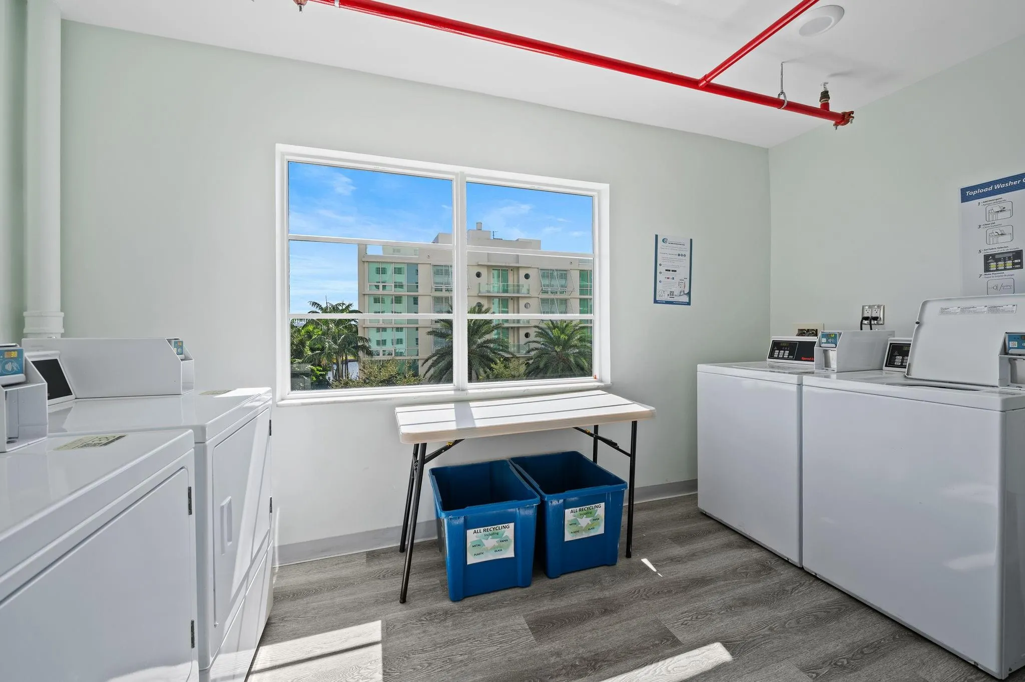 340 Sunset Dr, #401