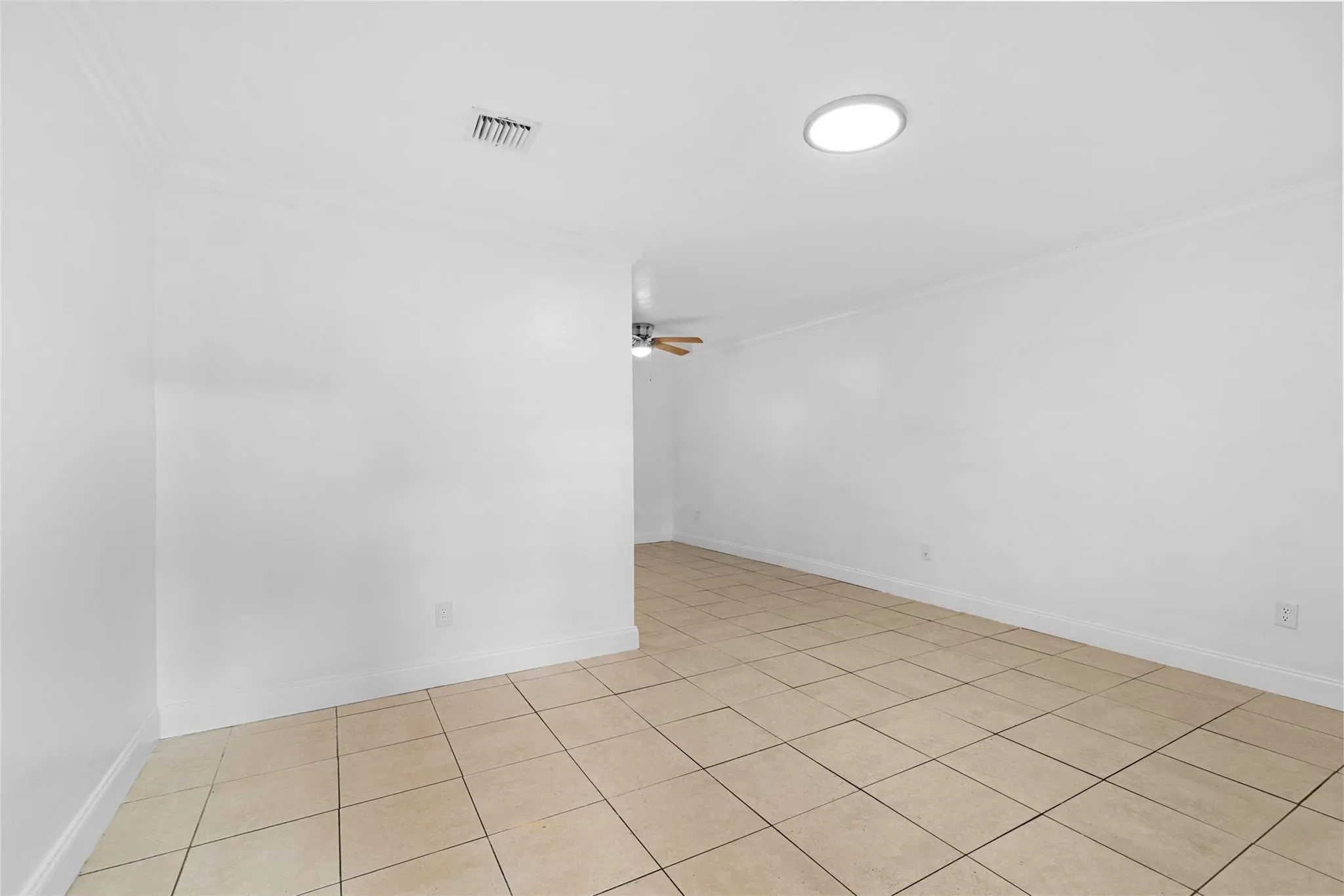 1023 NE 23rd Dr