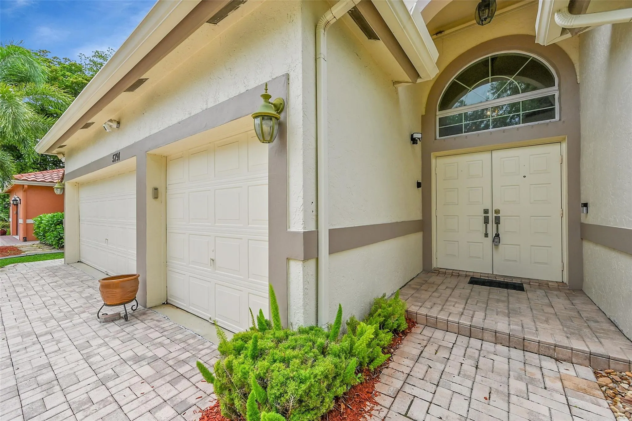 5791 NW 48th Dr