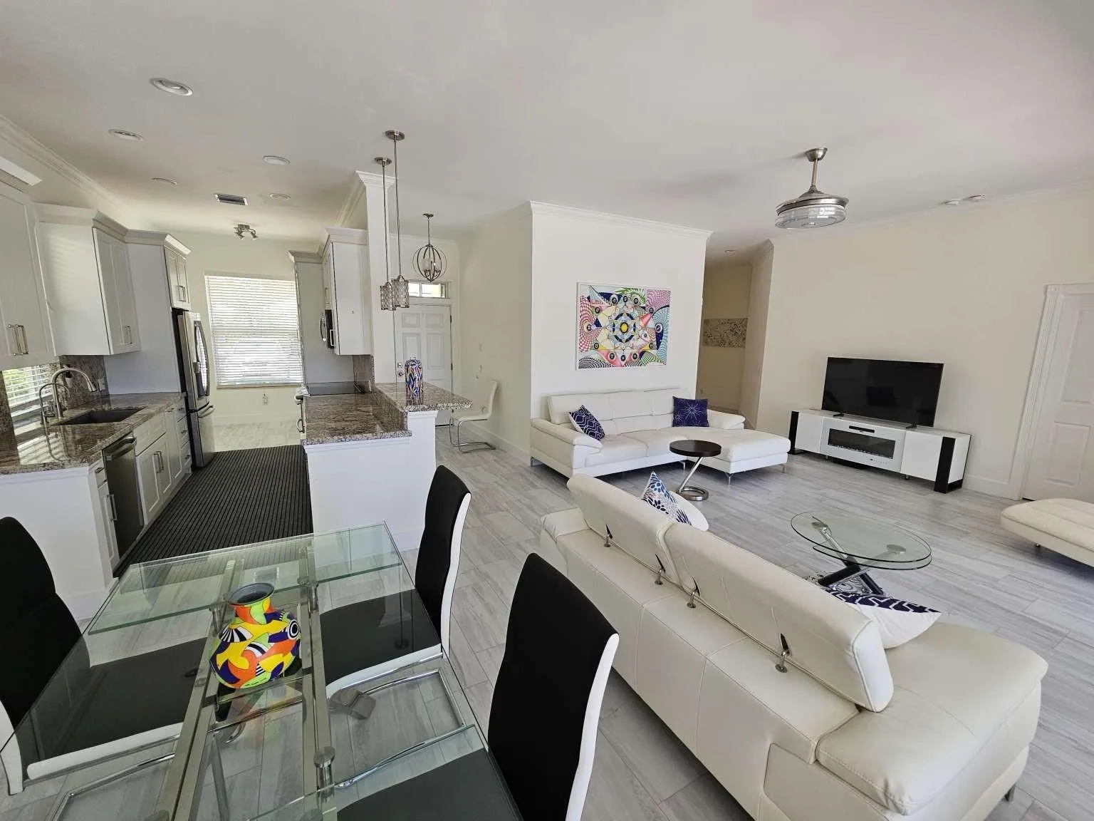 1025 Bedford Ave