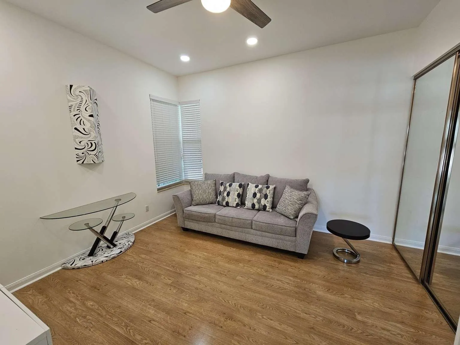 1025 Bedford Ave