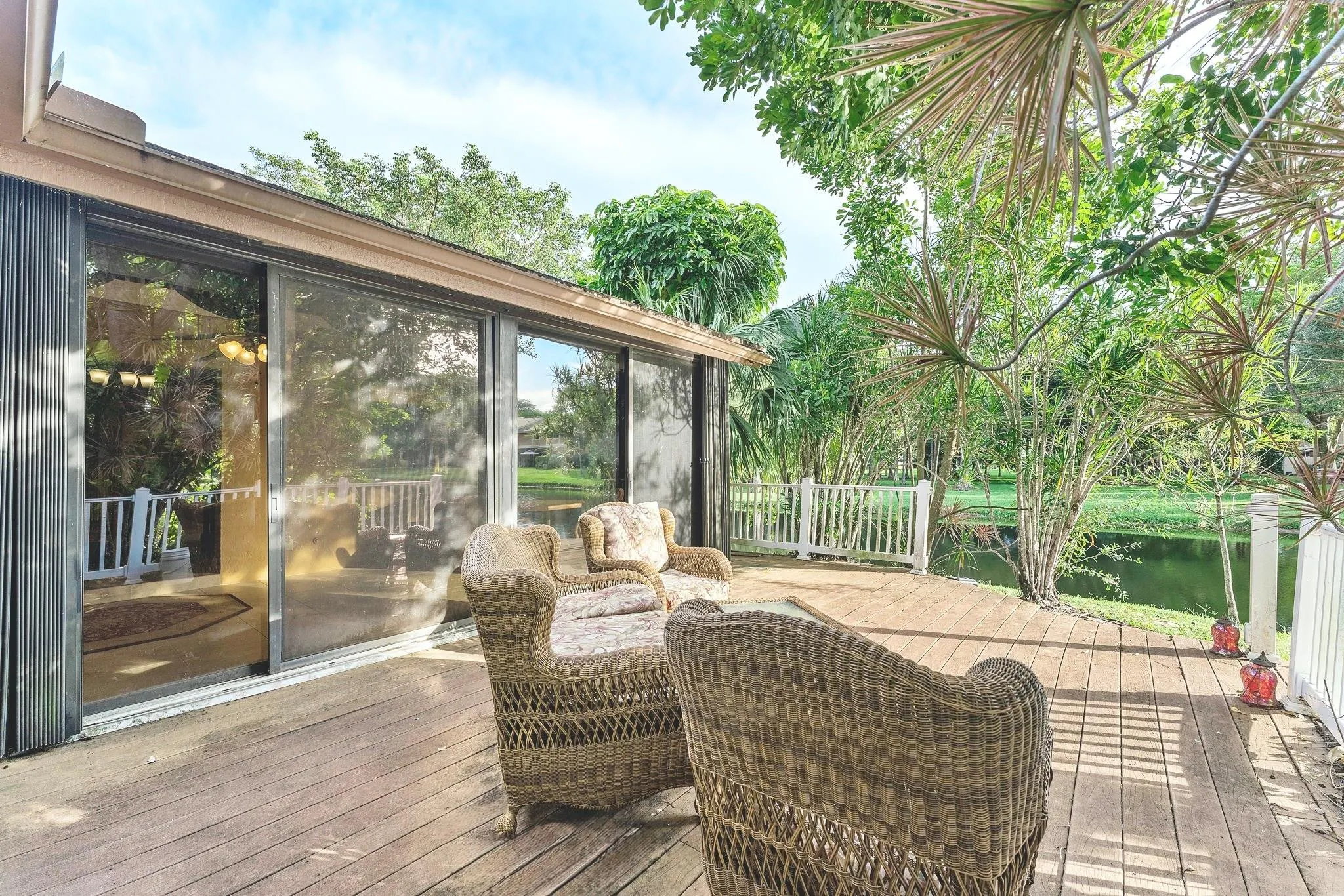 4289 Acacia Cir