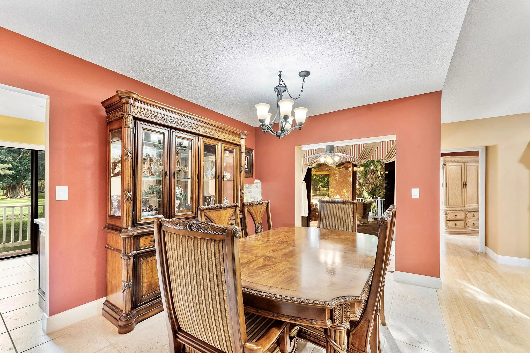 4289 Acacia Cir
