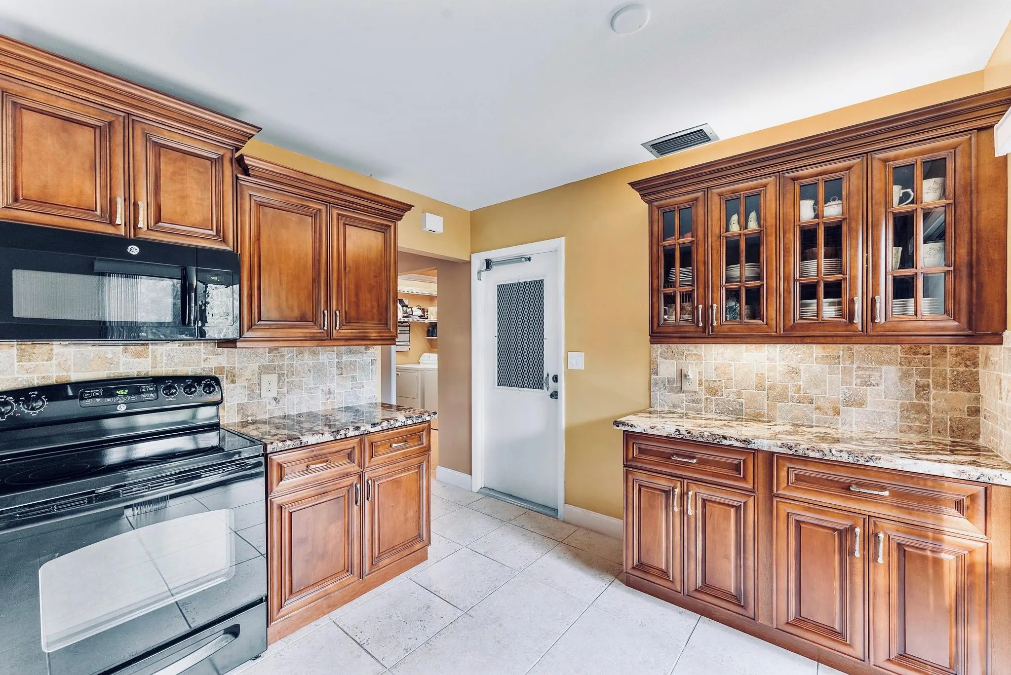4289 Acacia Cir