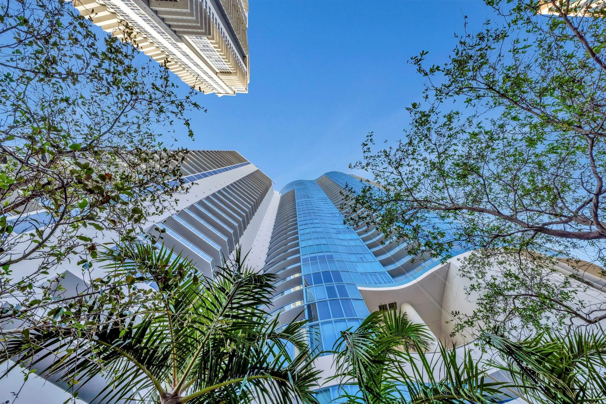 333 Las Olas Way, #2303