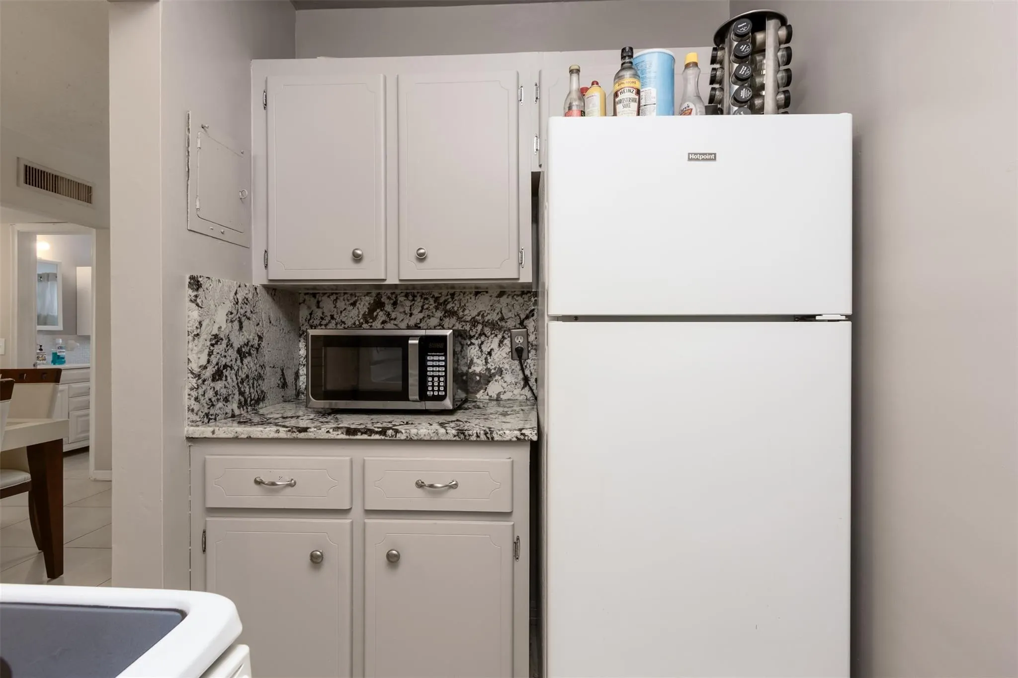 350 S Cypress Rd, #522