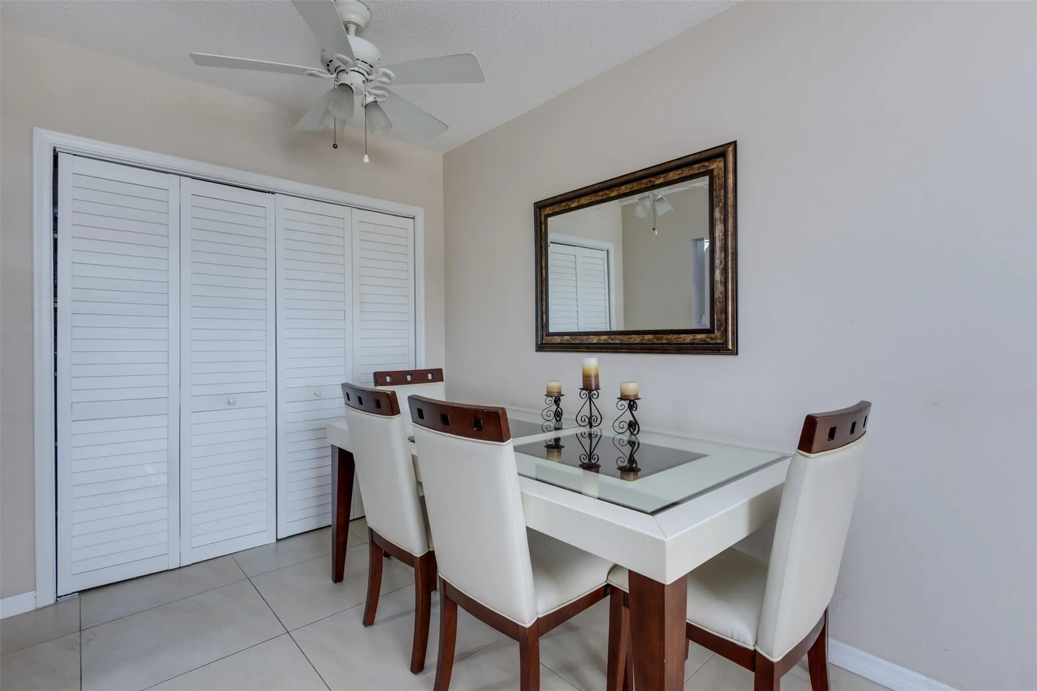 350 S Cypress Rd, #522