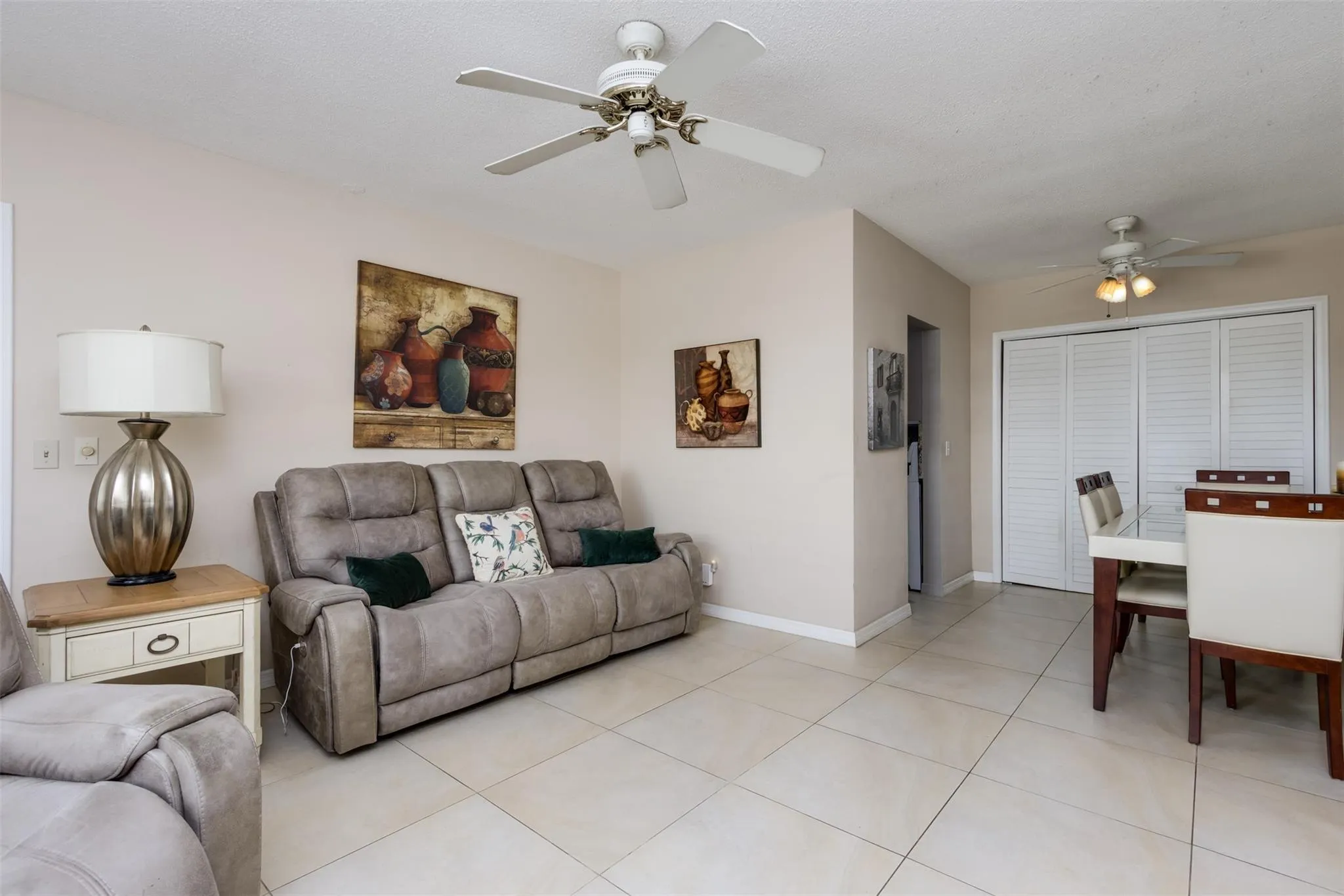 350 S Cypress Rd, #522