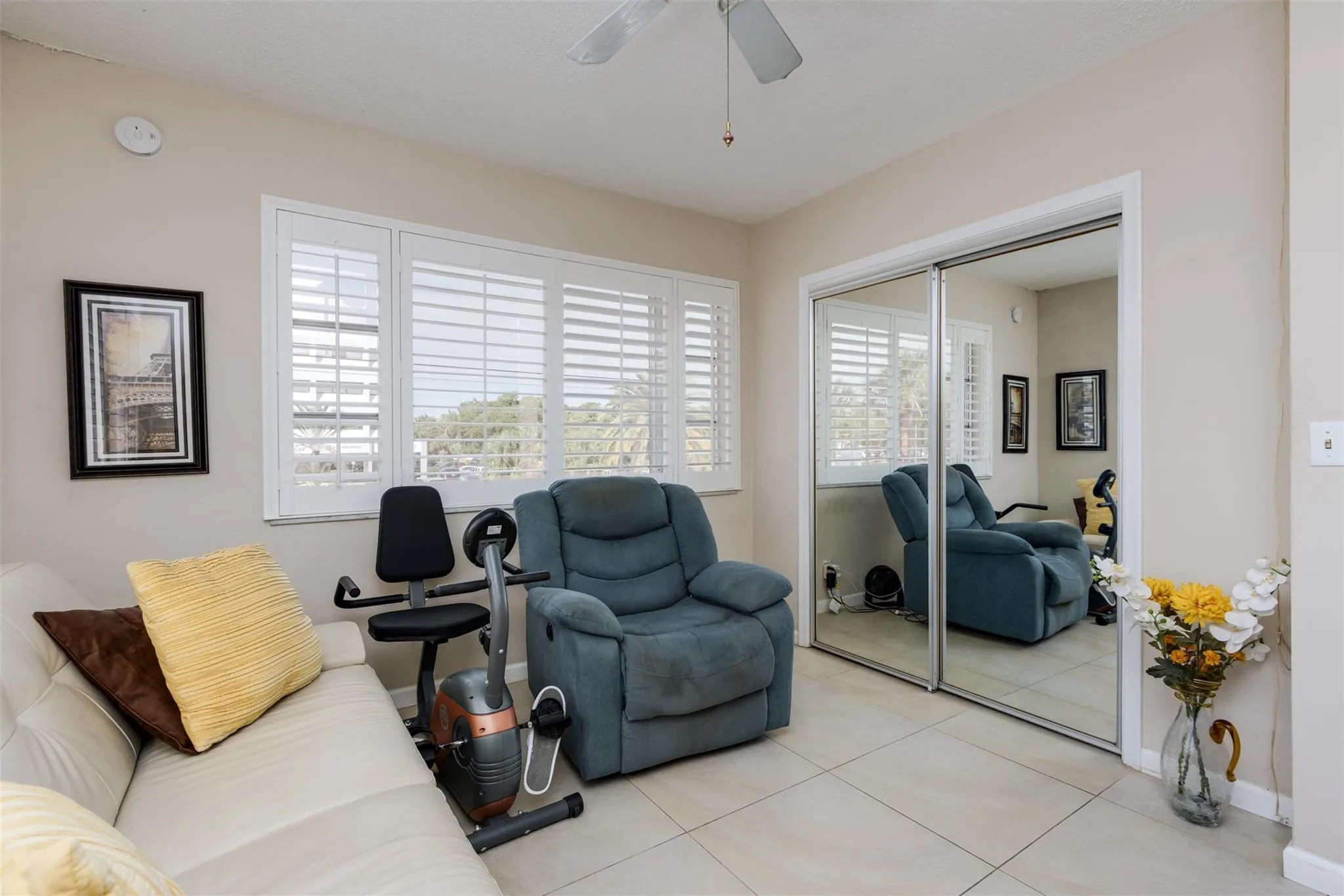 350 S Cypress Rd, #522