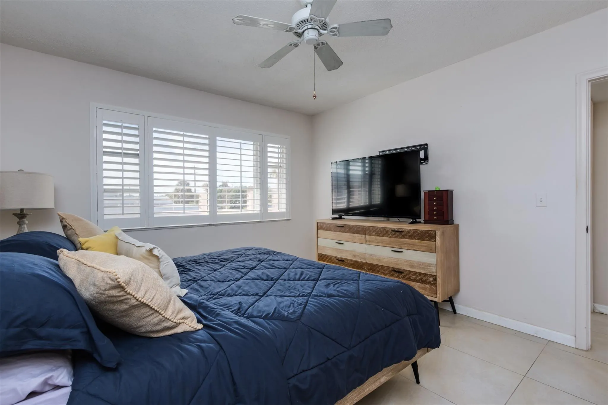 350 S Cypress Rd, #522