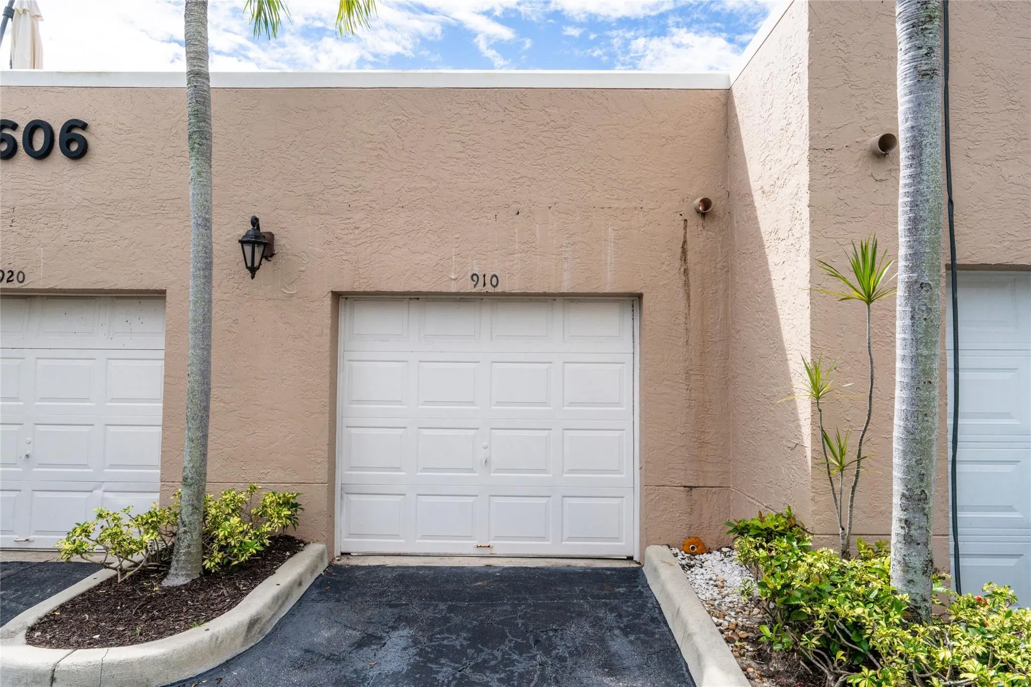 6606 Villa Sonrisa Dr, #910