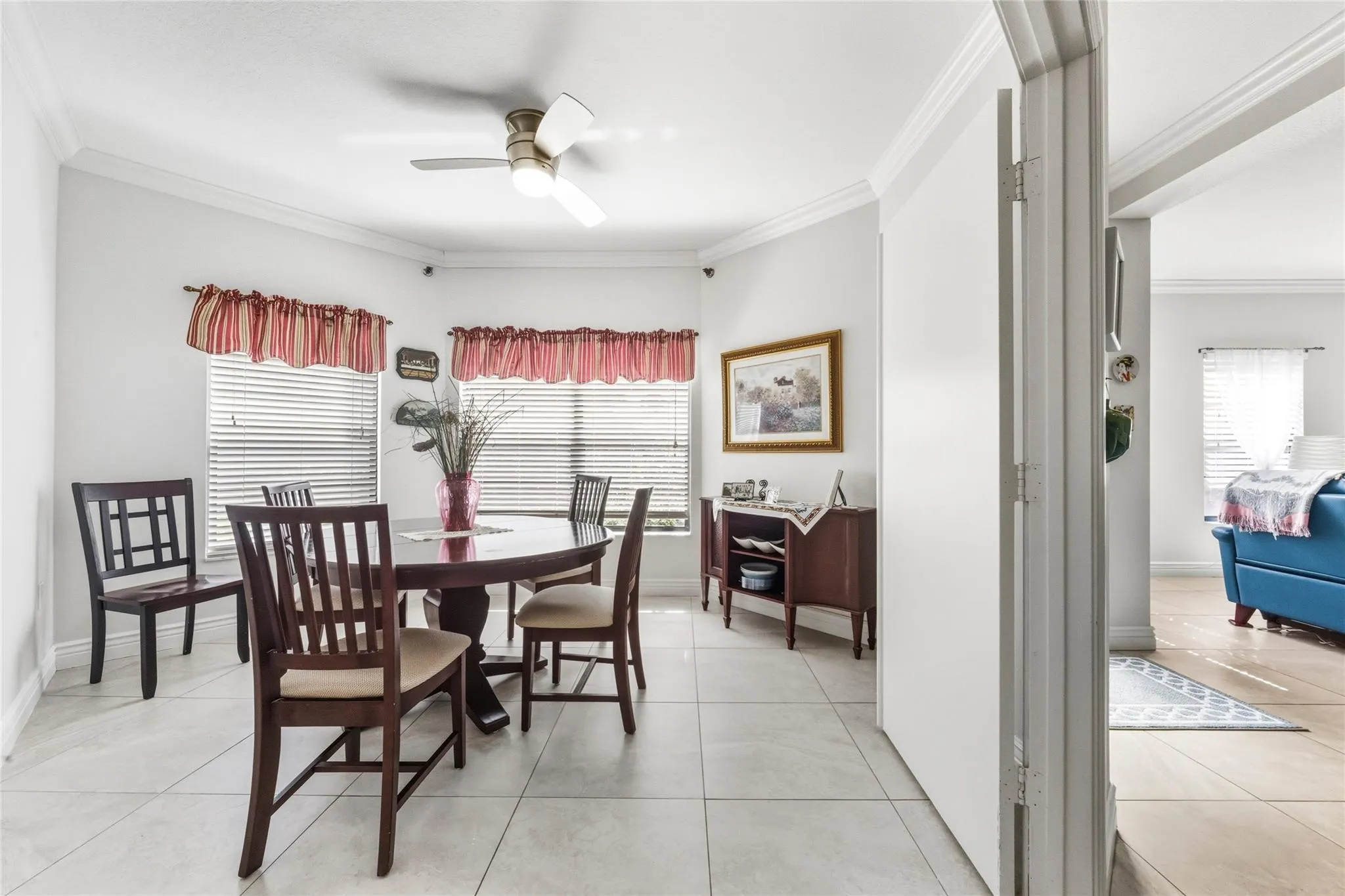 6606 Villa Sonrisa Dr, #910