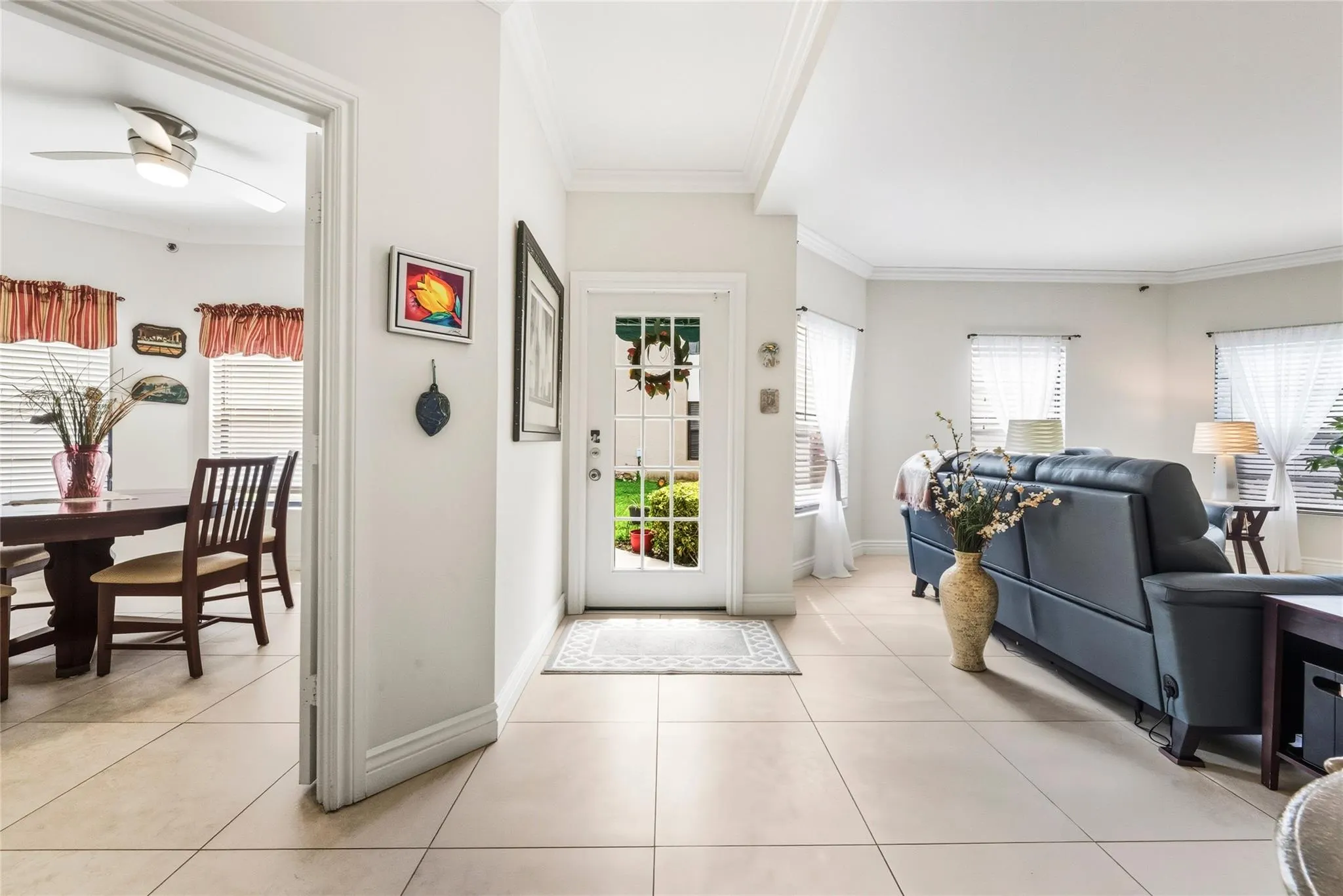 6606 Villa Sonrisa Dr, #910