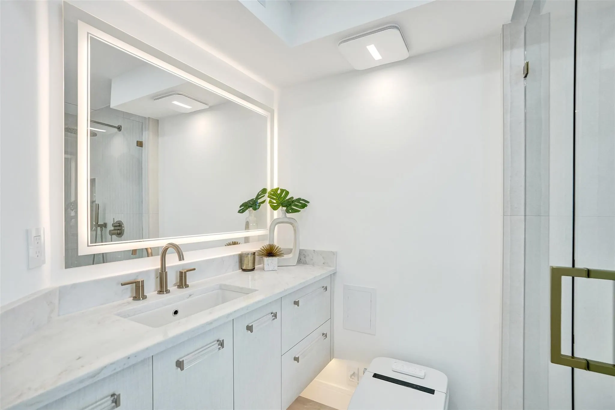 209 N Fort Lauderdale Beach Blvd, #6B