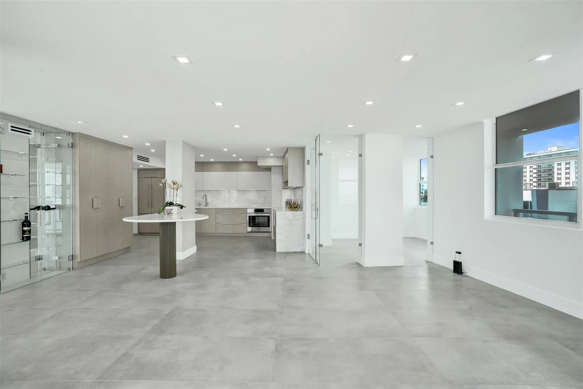 209 N Fort Lauderdale Beach Blvd, #6B