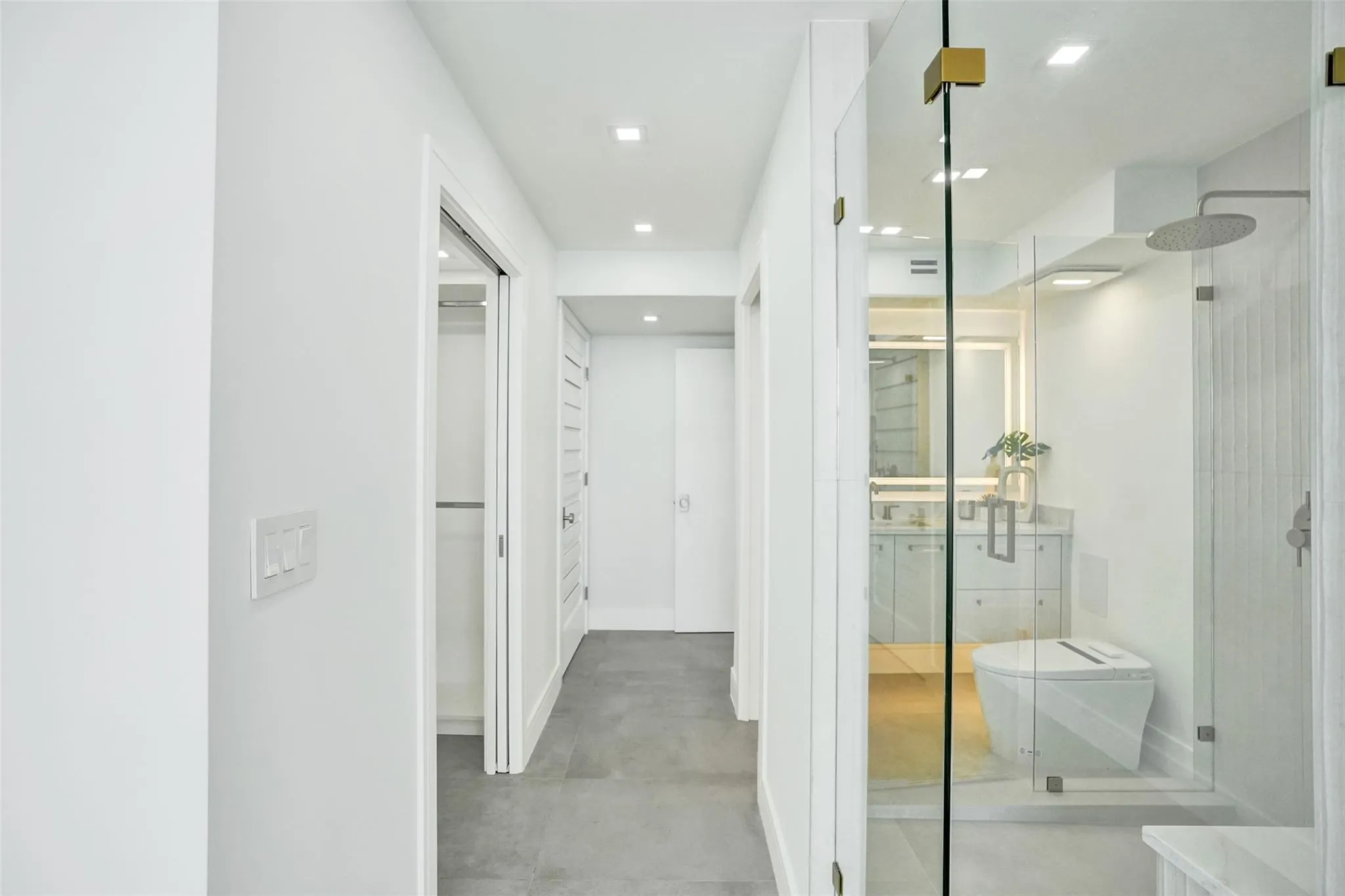 209 N Fort Lauderdale Beach Blvd, #6B