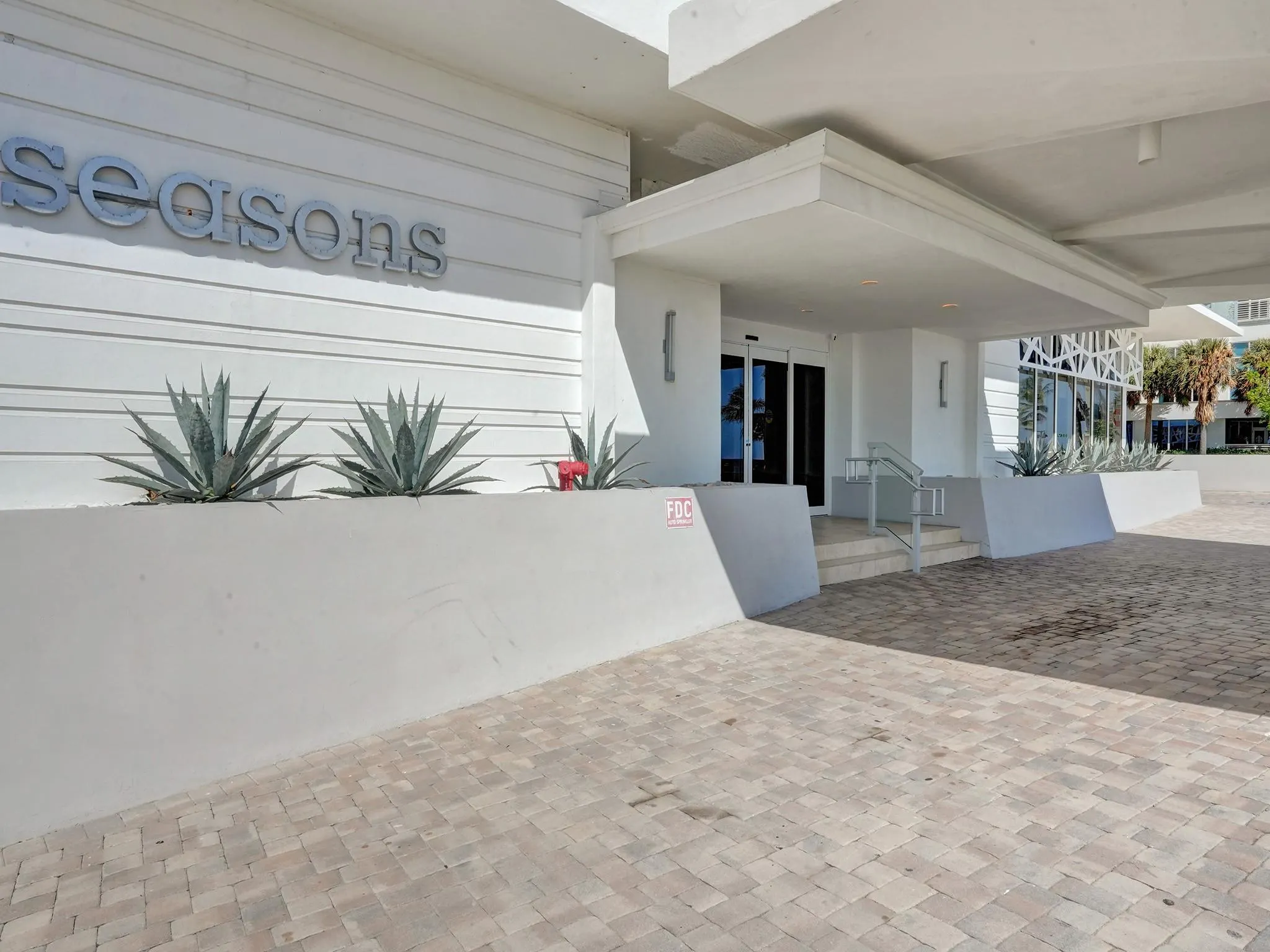 209 N Fort Lauderdale Beach Blvd, #6B