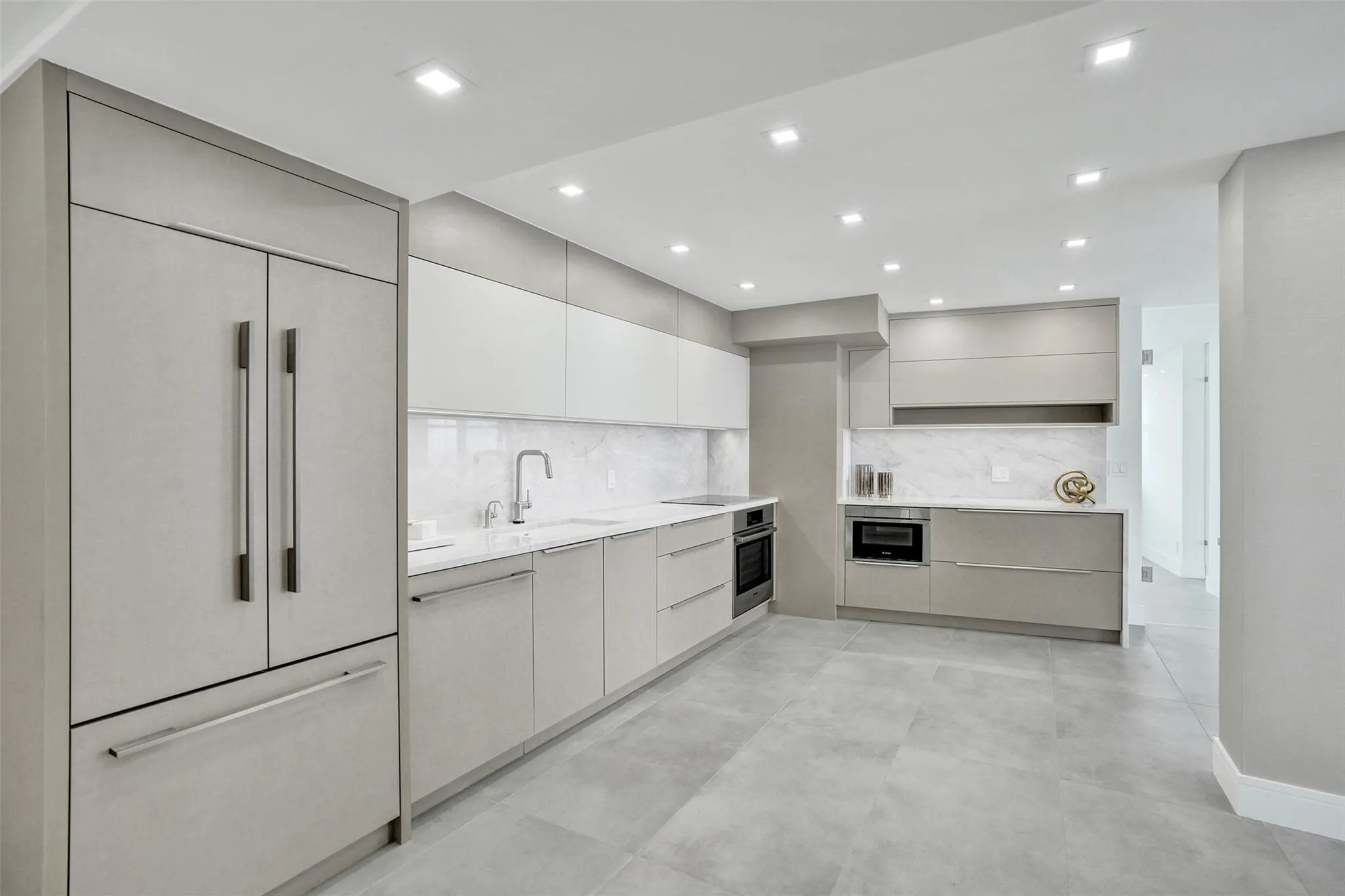 209 N Fort Lauderdale Beach Blvd, #6B