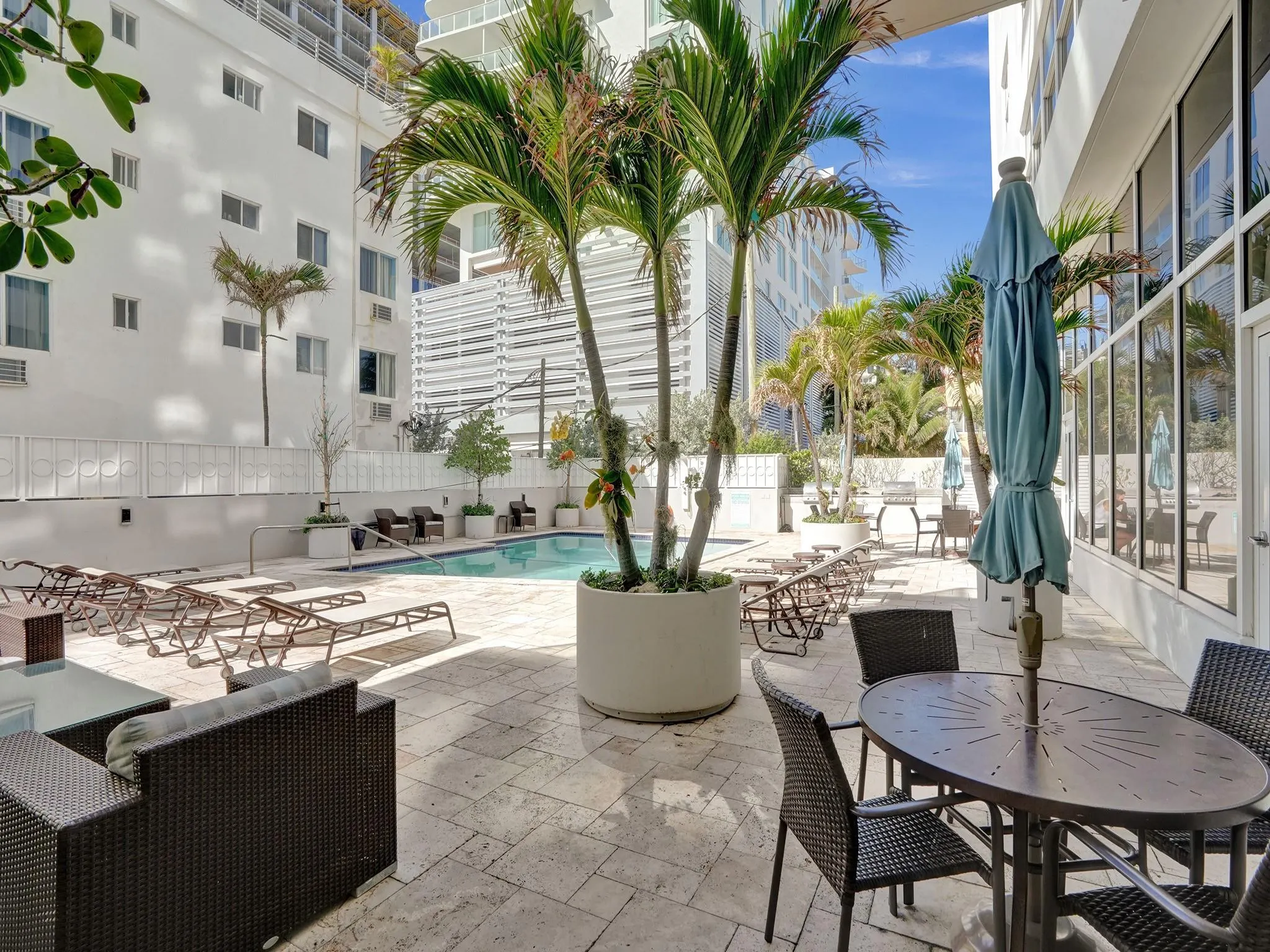 209 N Fort Lauderdale Beach Blvd, #6B