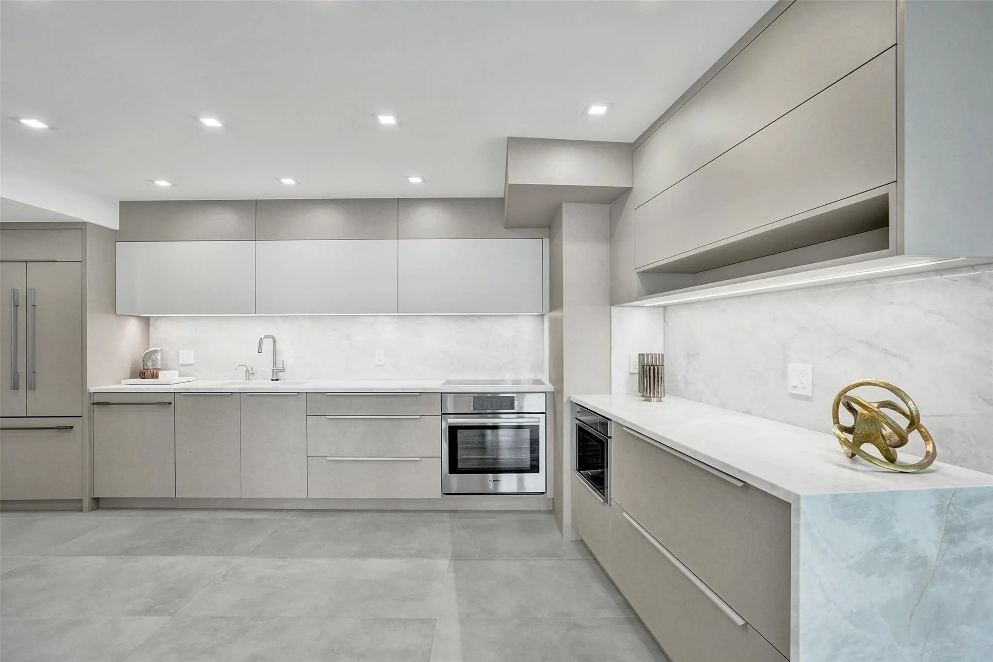 209 N Fort Lauderdale Beach Blvd, #6B