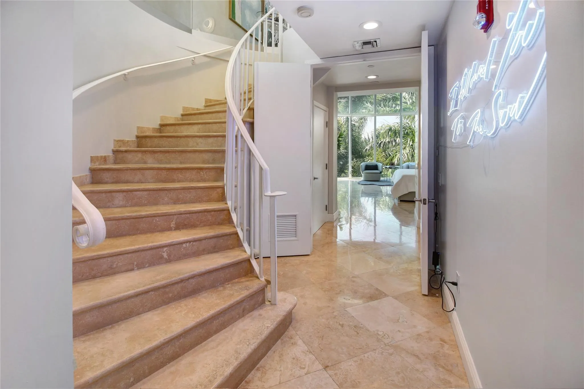 301 Hendricks Isle, #7