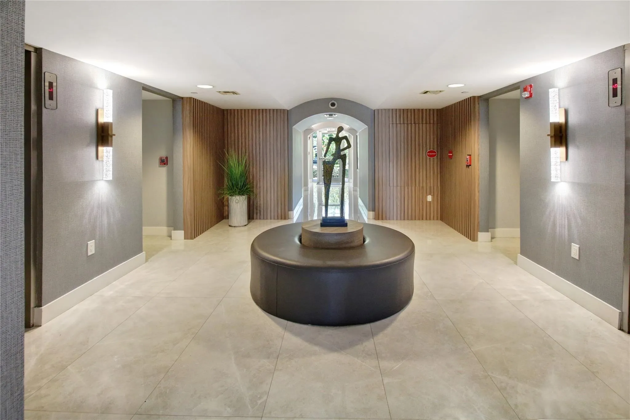 301 Hendricks Isle, #7