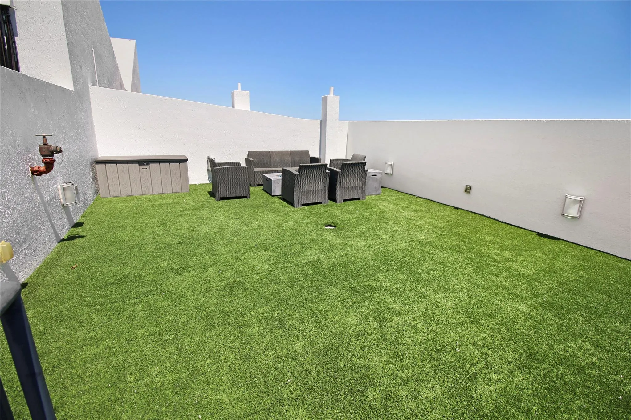 301 Hendricks Isle, #7