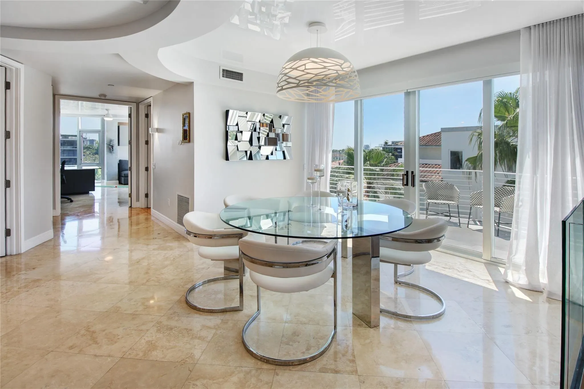 301 Hendricks Isle, #7