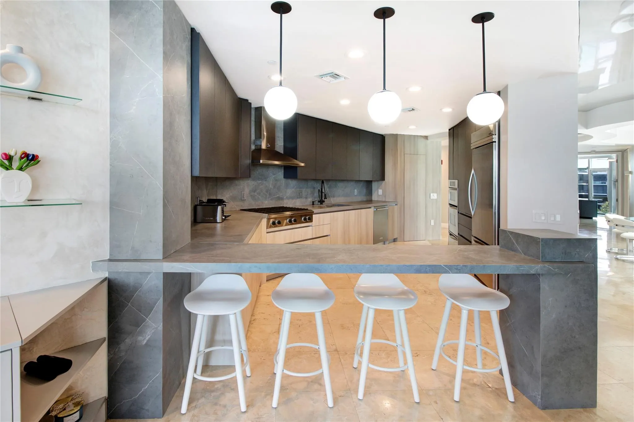 301 Hendricks Isle, #7