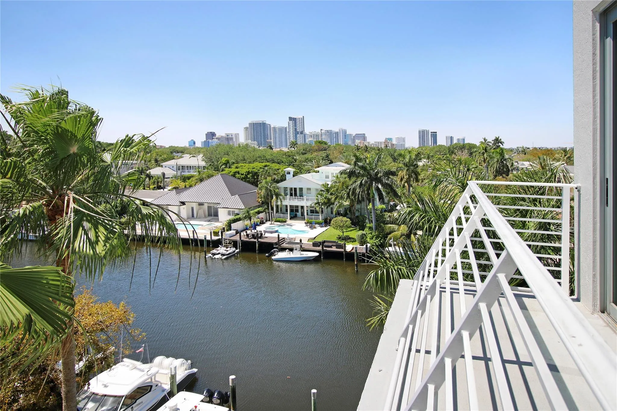 301 Hendricks Isle, #7