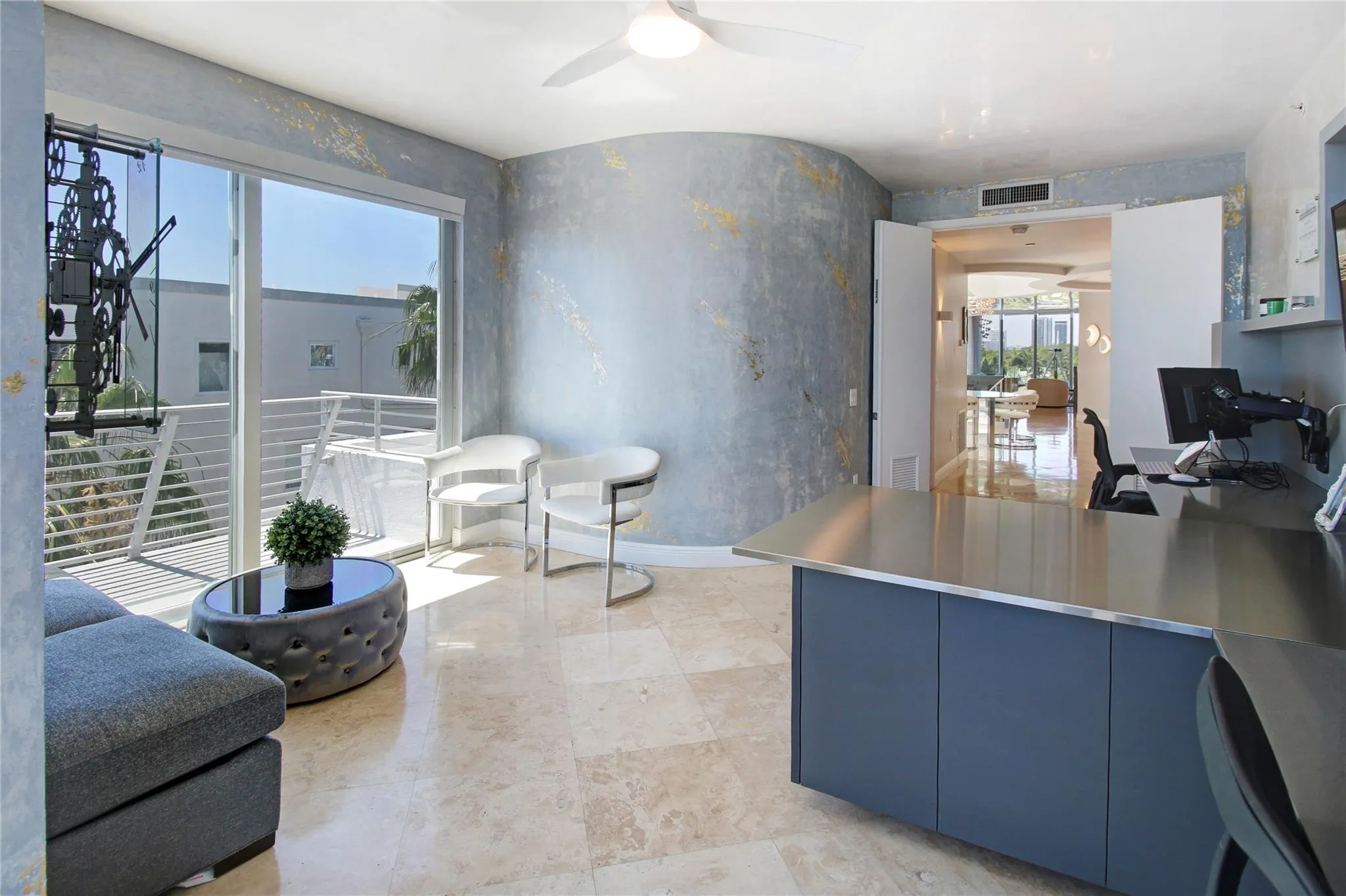 301 Hendricks Isle, #7