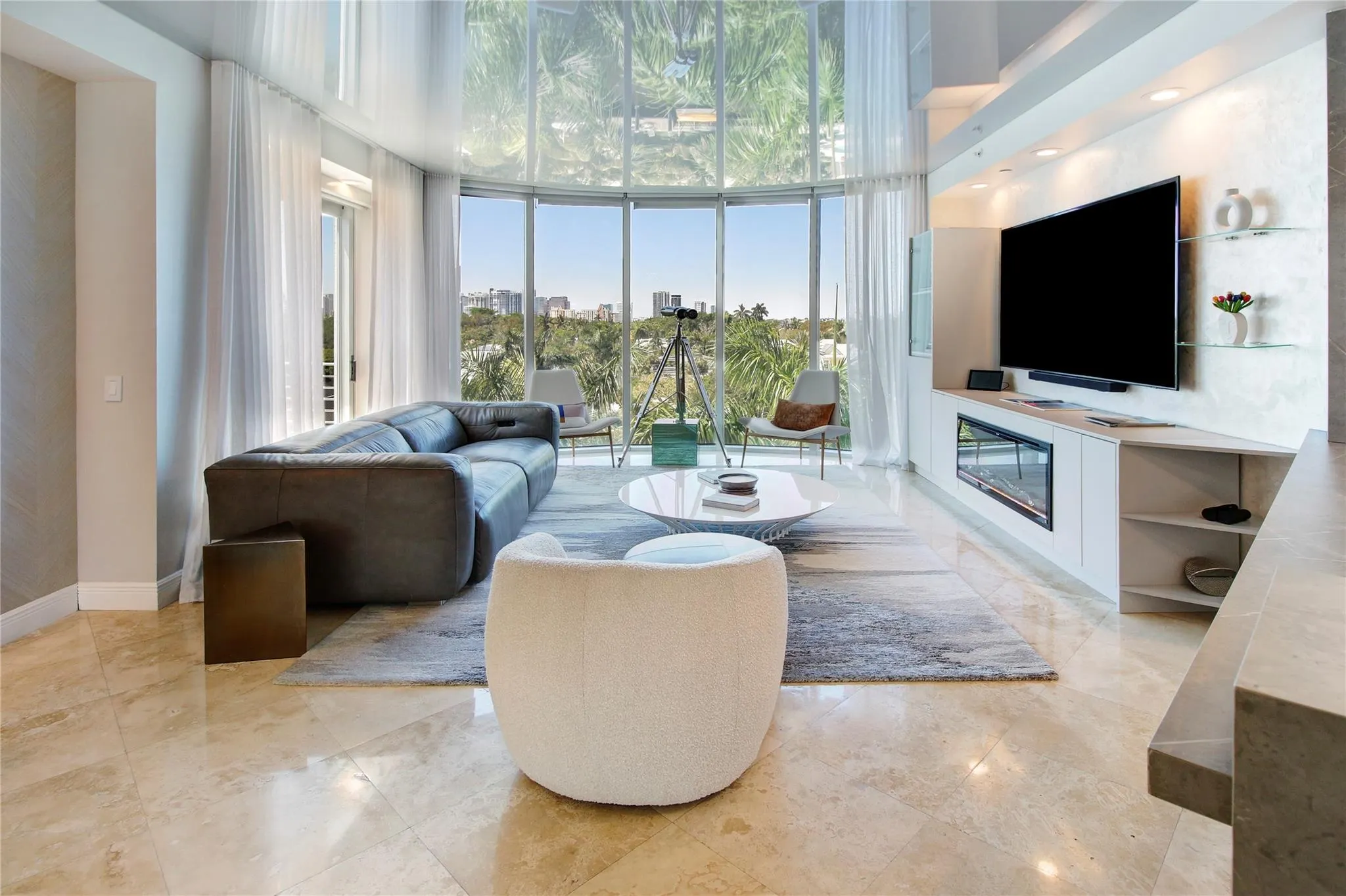 301 Hendricks Isle, #7