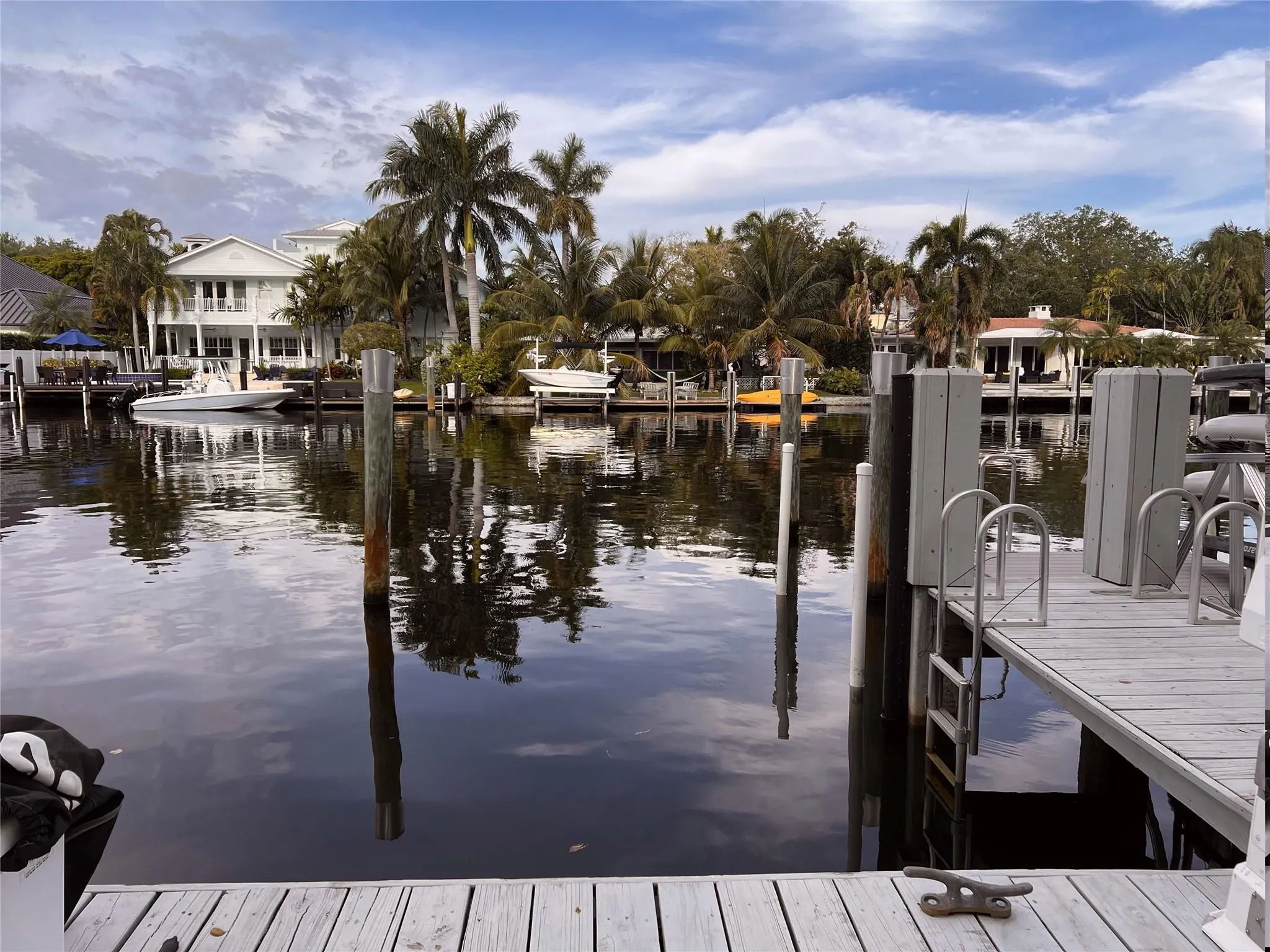 301 Hendricks Isle, #7
