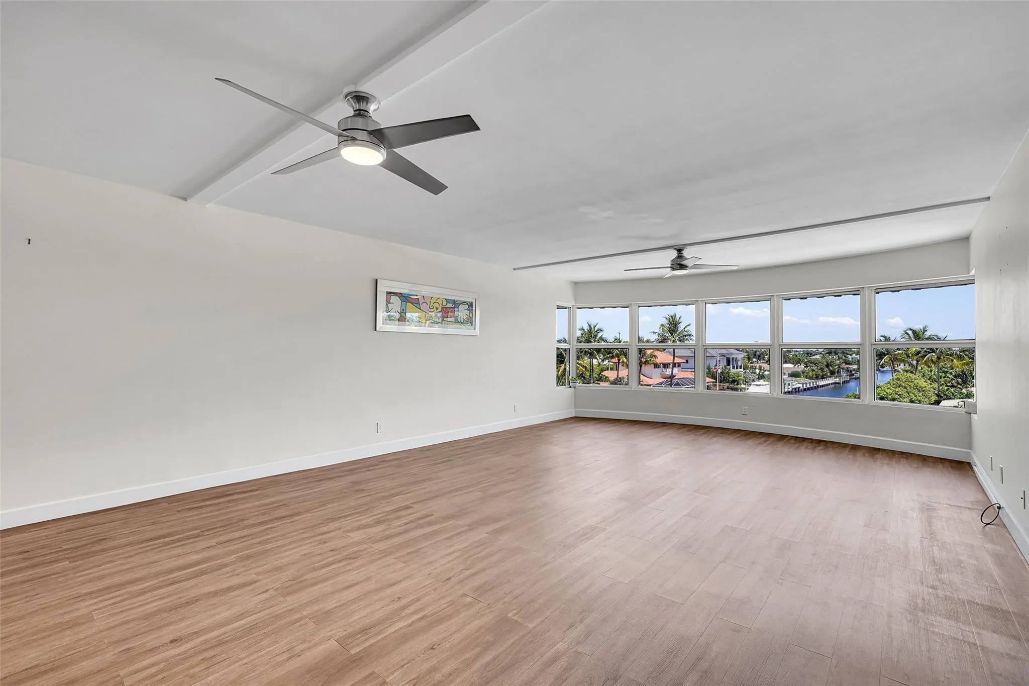 3121 NE 51 St, #406E