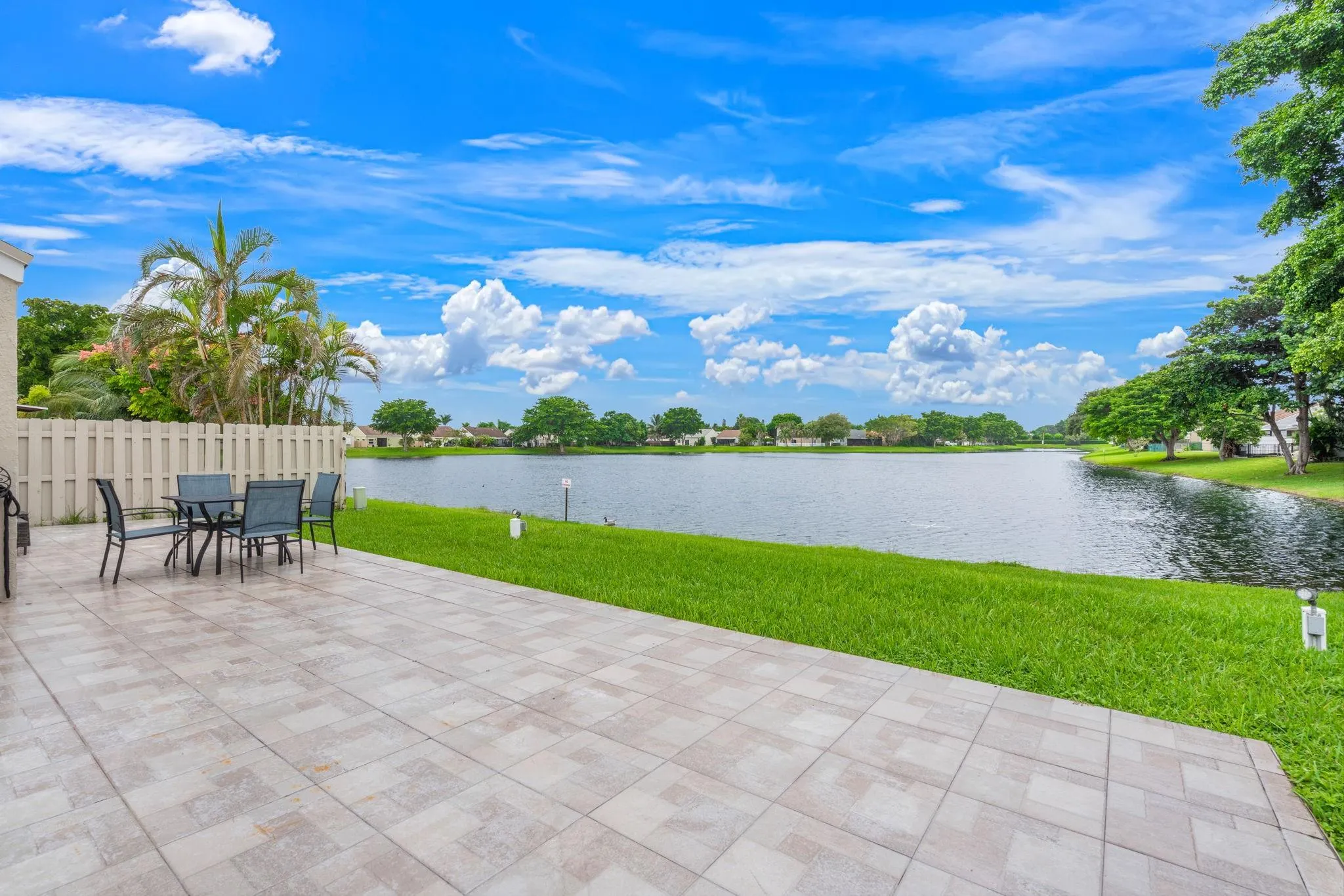 8600 Floralwood Dr