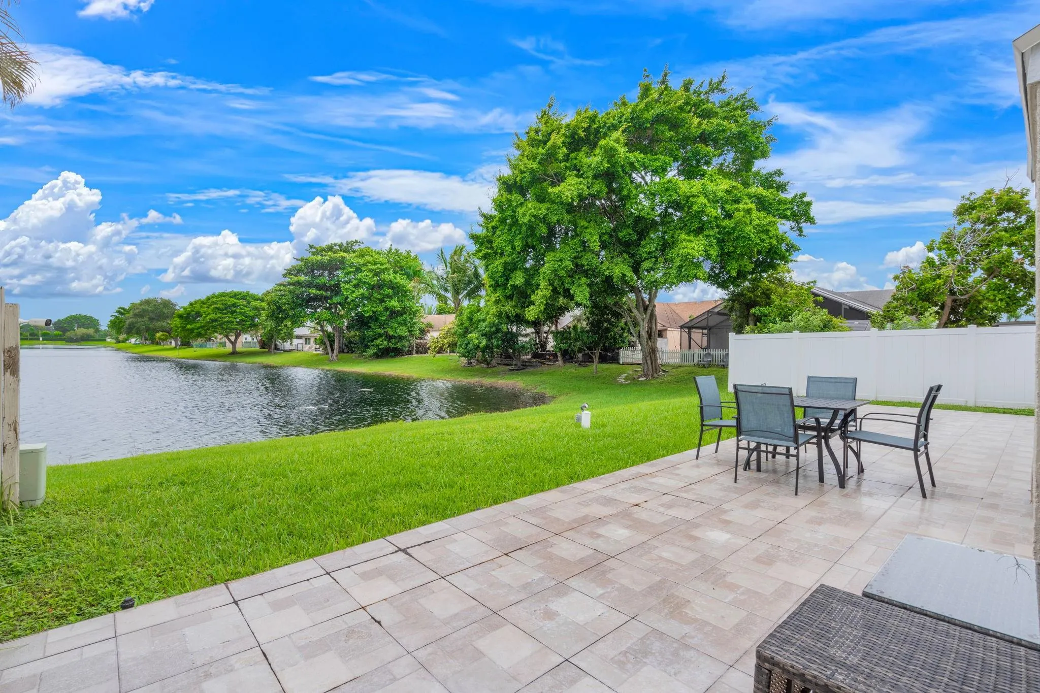 8600 Floralwood Dr