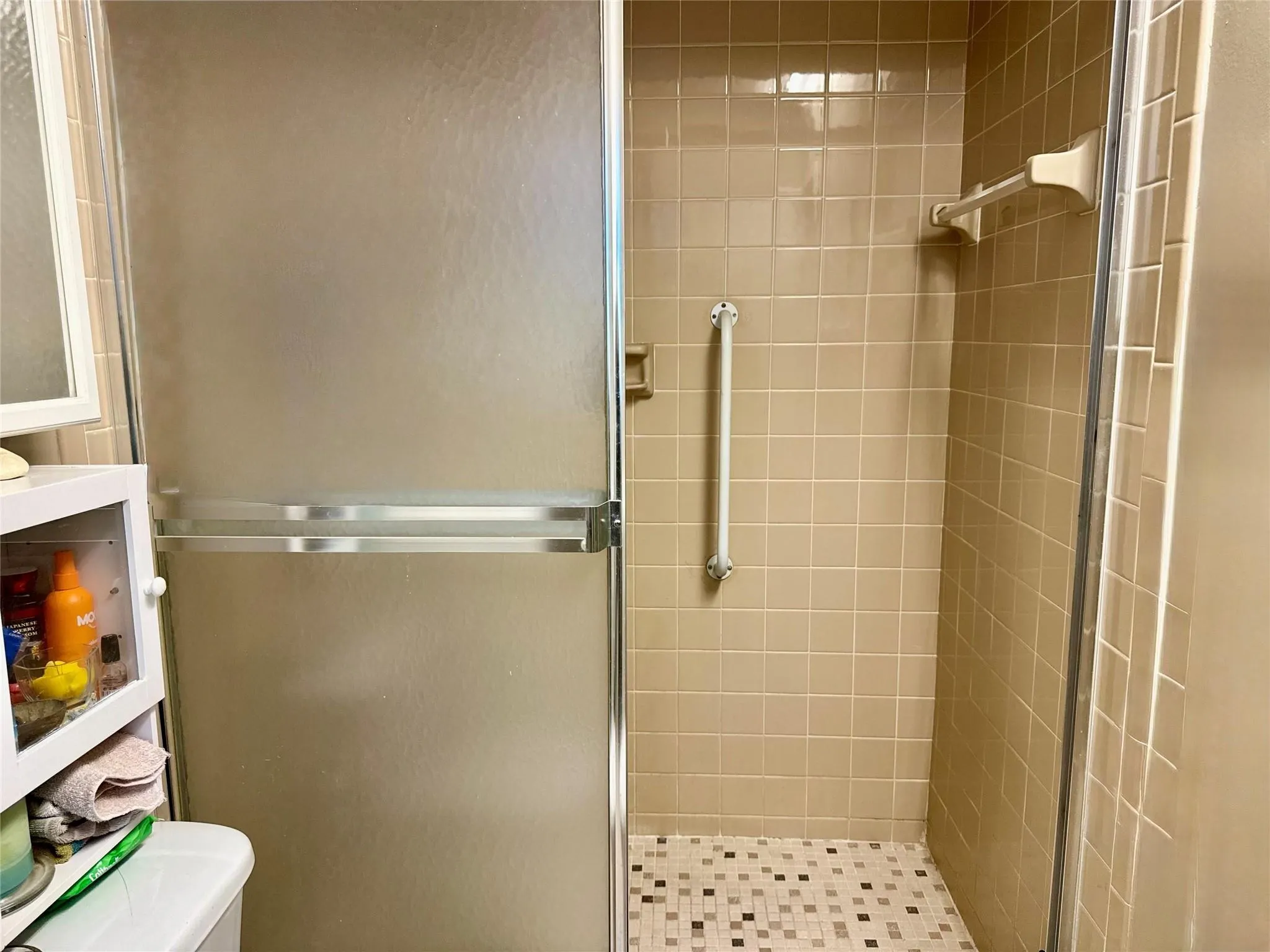 1800 N Lauderdale Ave, #1307