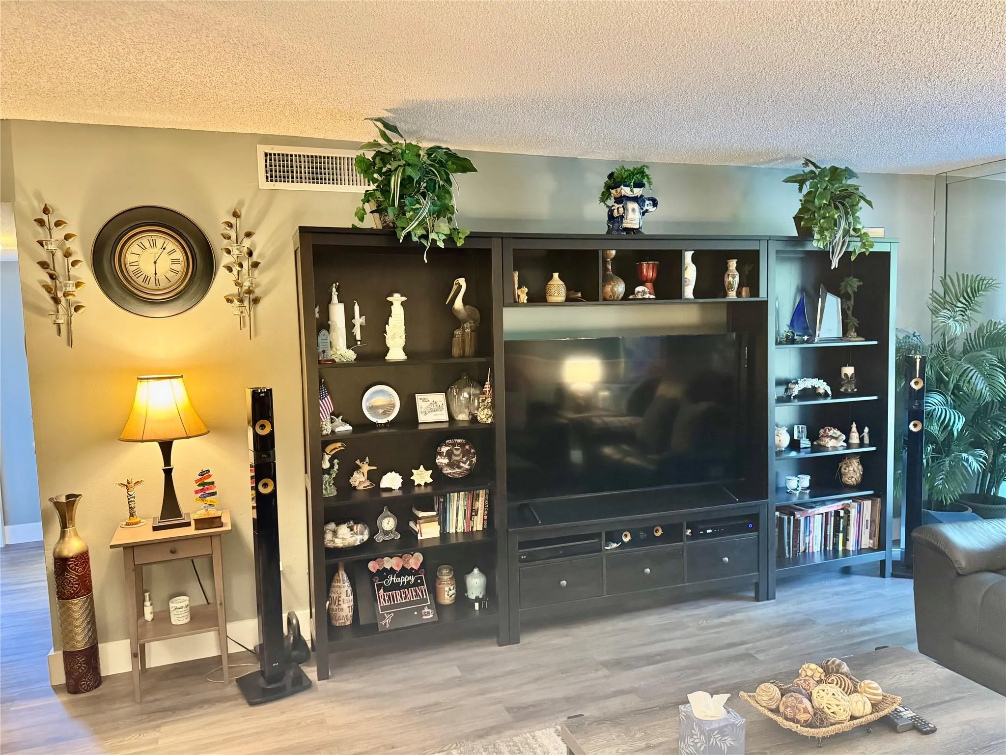 1800 N Lauderdale Ave, #1307