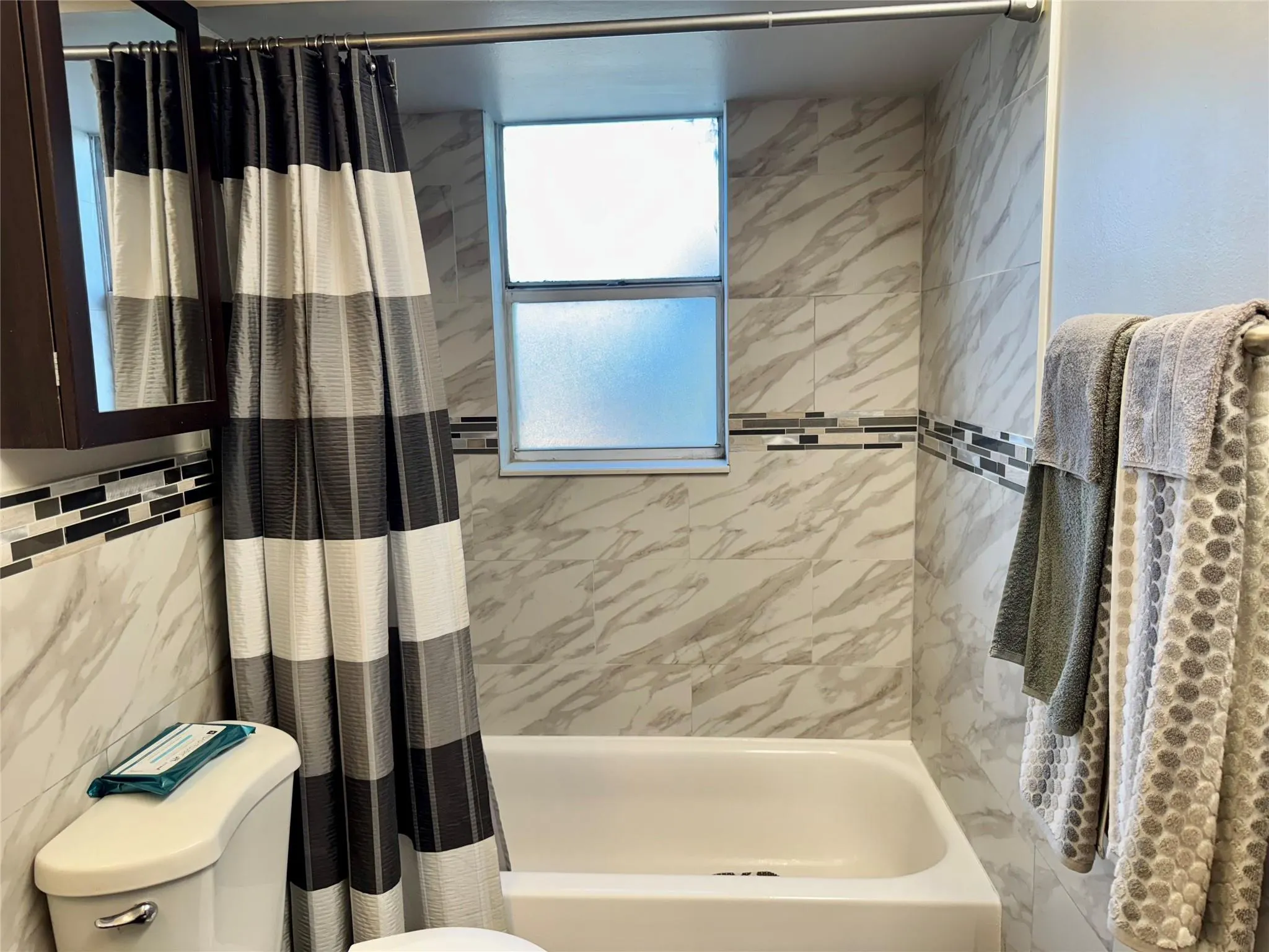 1800 N Lauderdale Ave, #1307